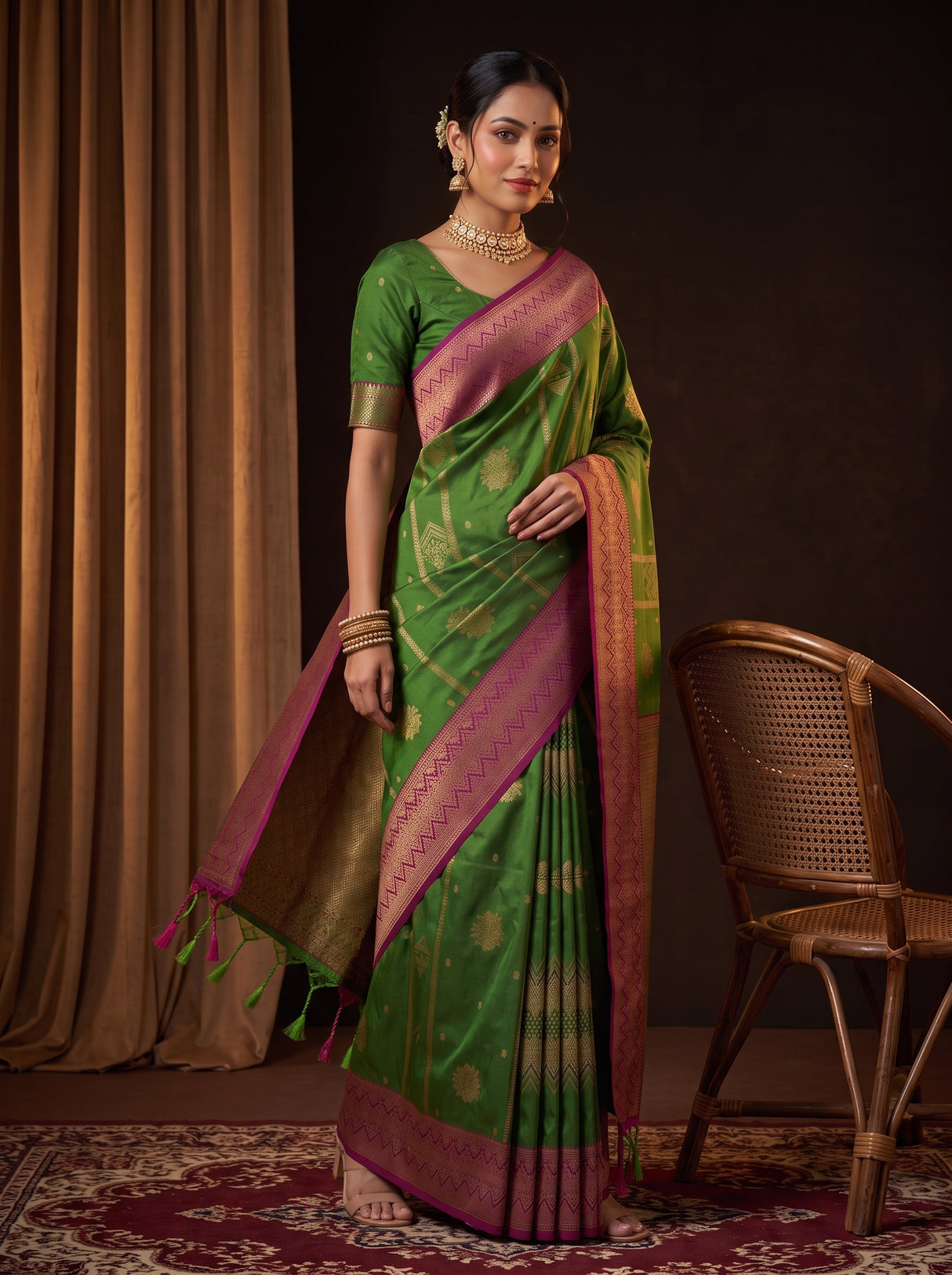 MIMOSA Green Saree Saree — pose 9 styling detail