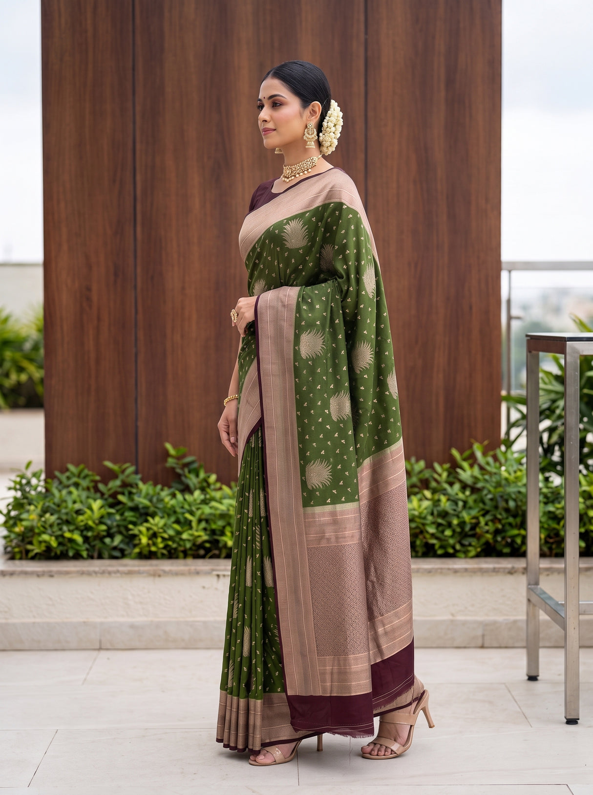 MIMOSA Olive Saree Saree — pose 3 styling detail