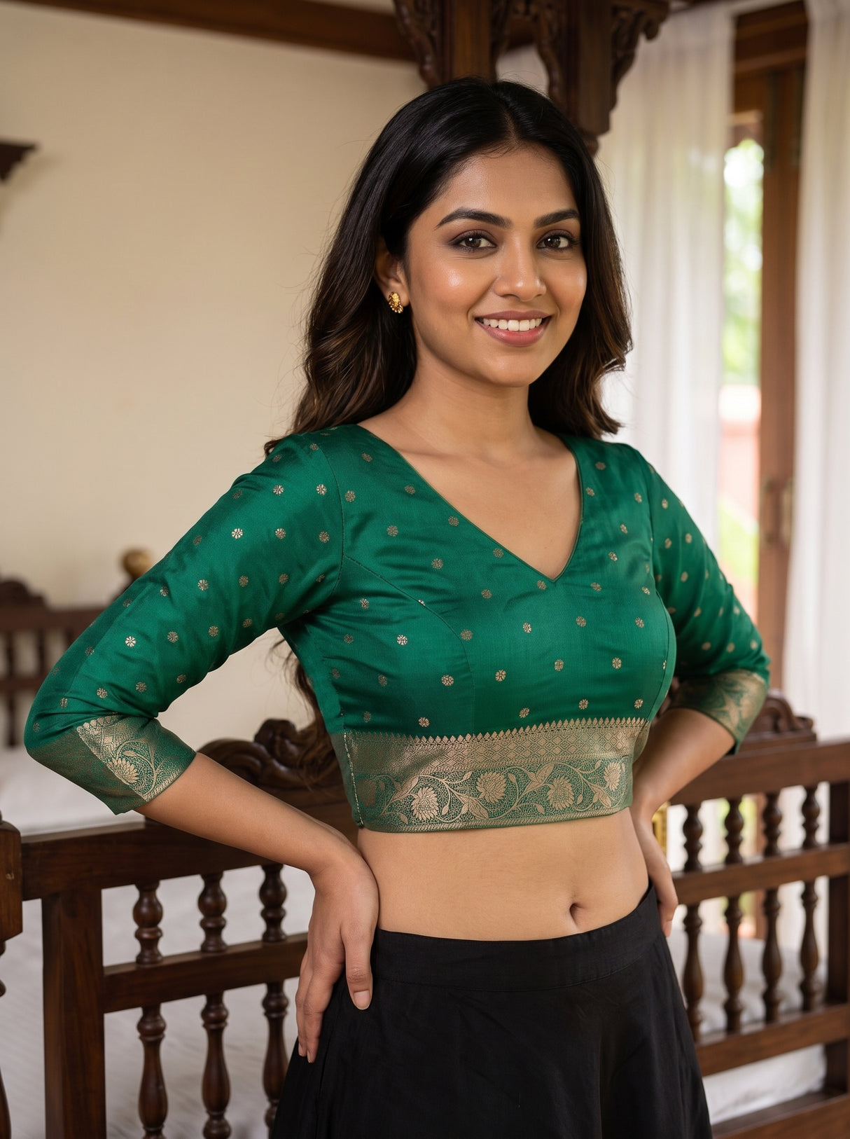 MIMOSA Rani Saree Saree — blouse close-up