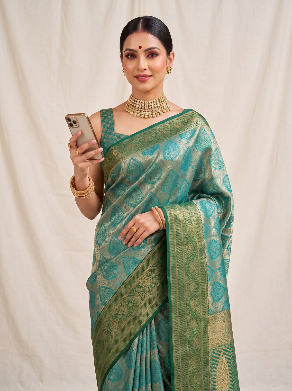 MIMOSA Rama Kanjivaram Saree — pose 10 styling detail