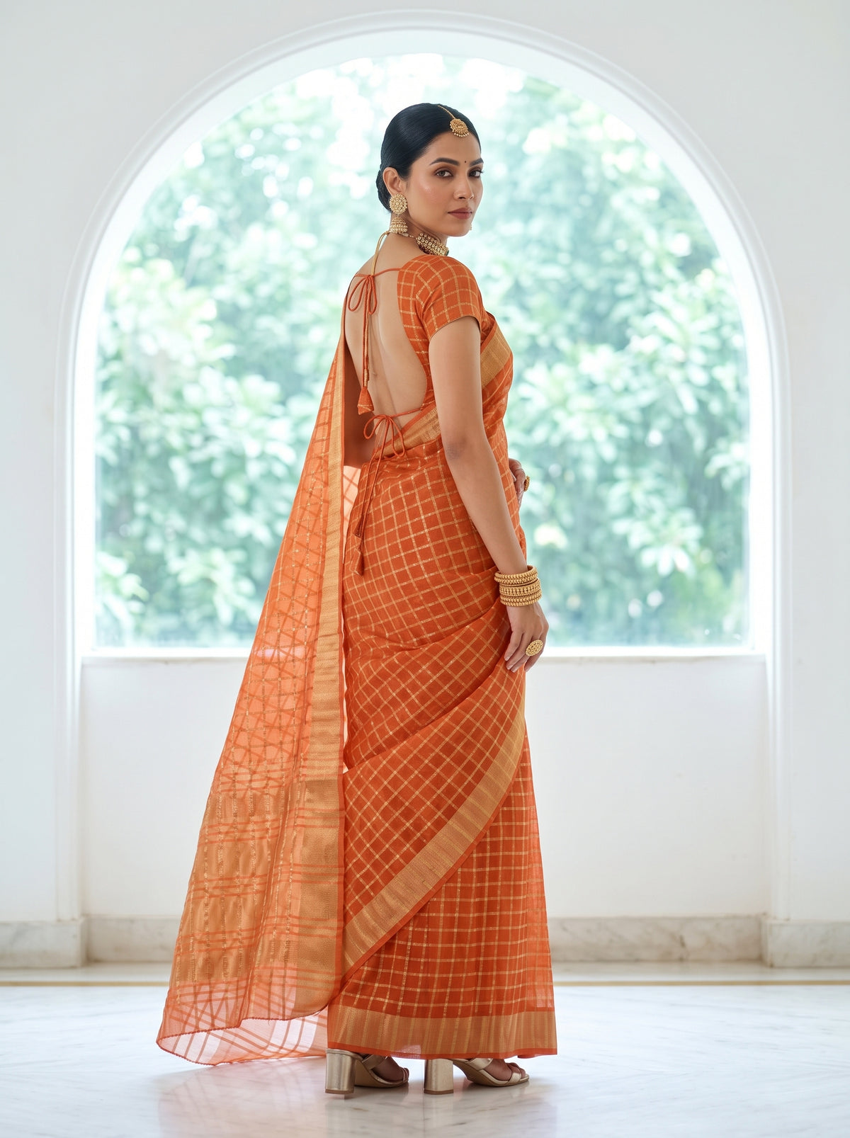 MIMOSA Peach Banarasi Saree — pose 9 styling detail