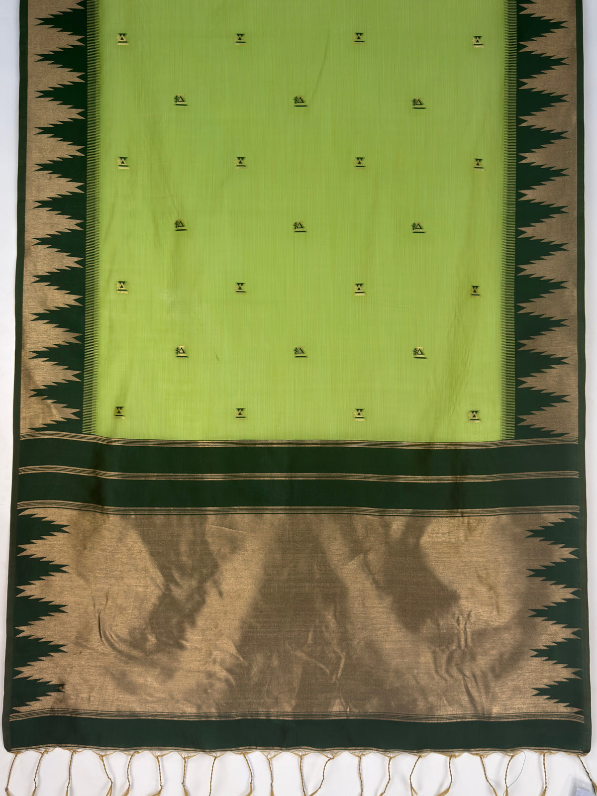 MIMOSA Parrot Green Banarasi Cotton Saree — pallu and zari work detail