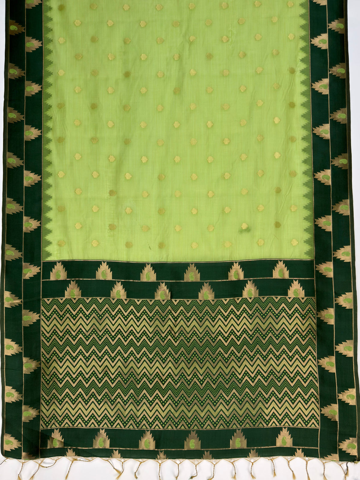 MIMOSA Parrot Green Banarasi Saree — pallu and zari work detail