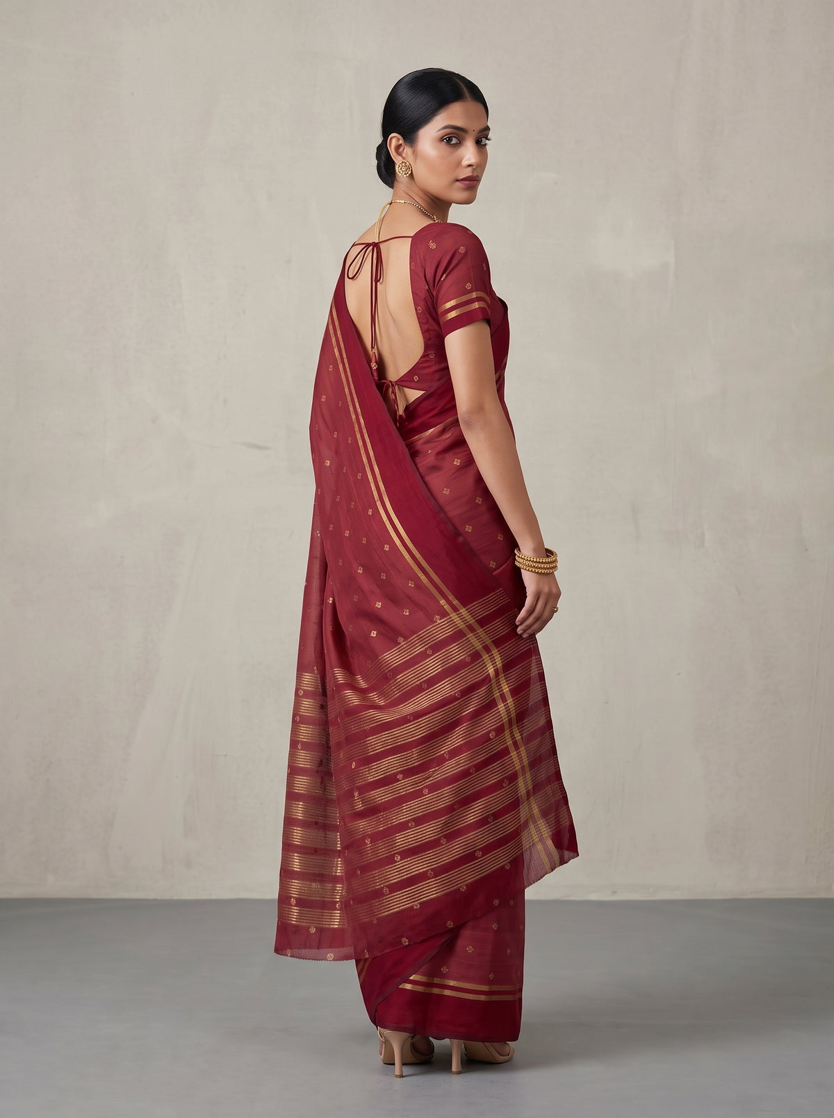 MIMOSA Maroon Bhagalpuri Tussar silk Tussar Silk Saree — pose 7 styling detail
