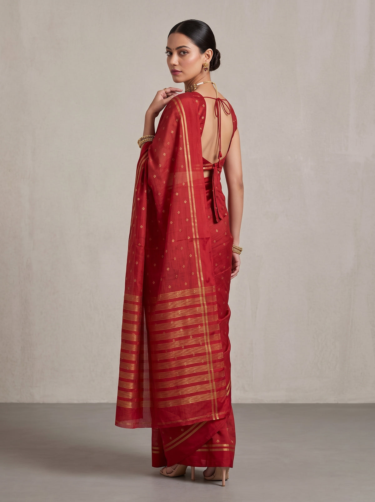 MIMOSA Red Bhagalpuri Tussar silk Tussar Silk Saree — pose 7 styling detail