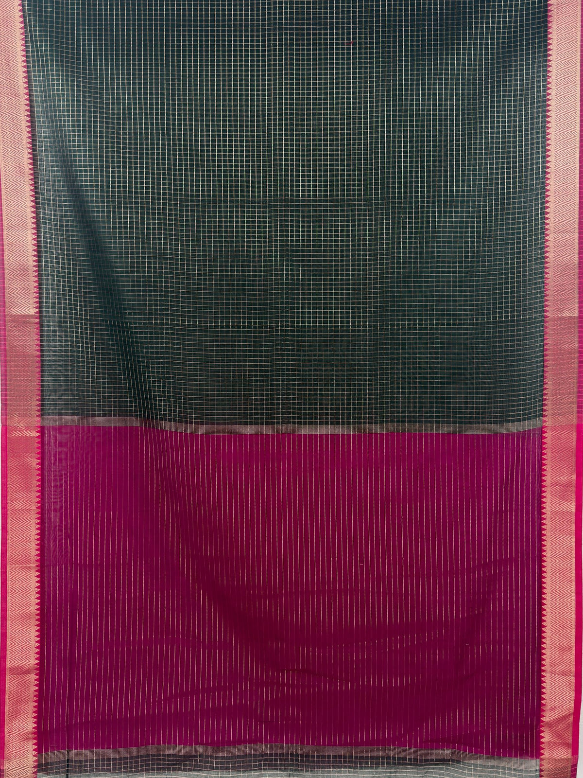 MIMOSA Bottle Green Maheshwari Cotton Saree — pallu and zari work detail