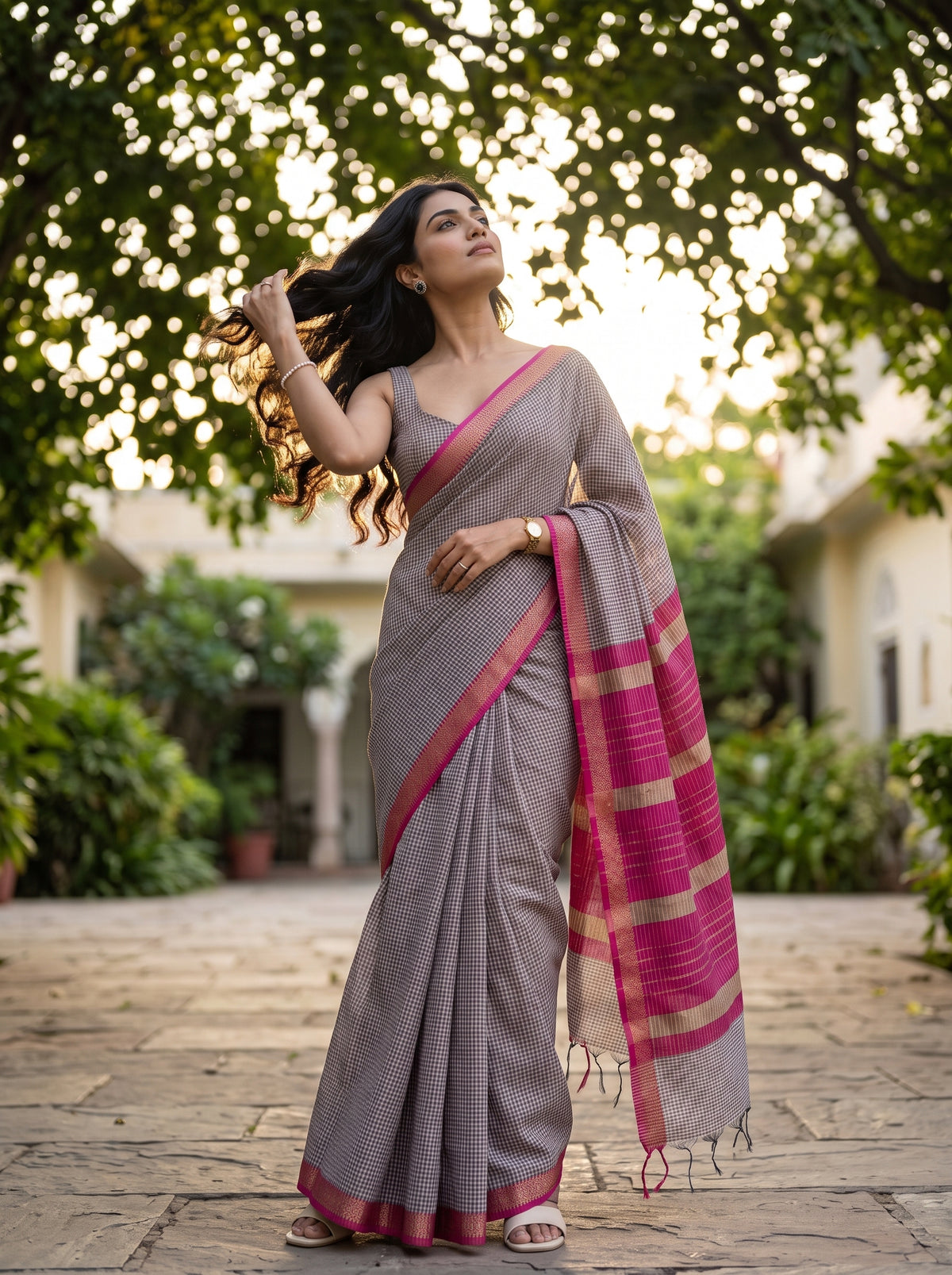 MIMOSA Maroon Maheshwari Cotton Cotton Saree — pose 5 styling detail