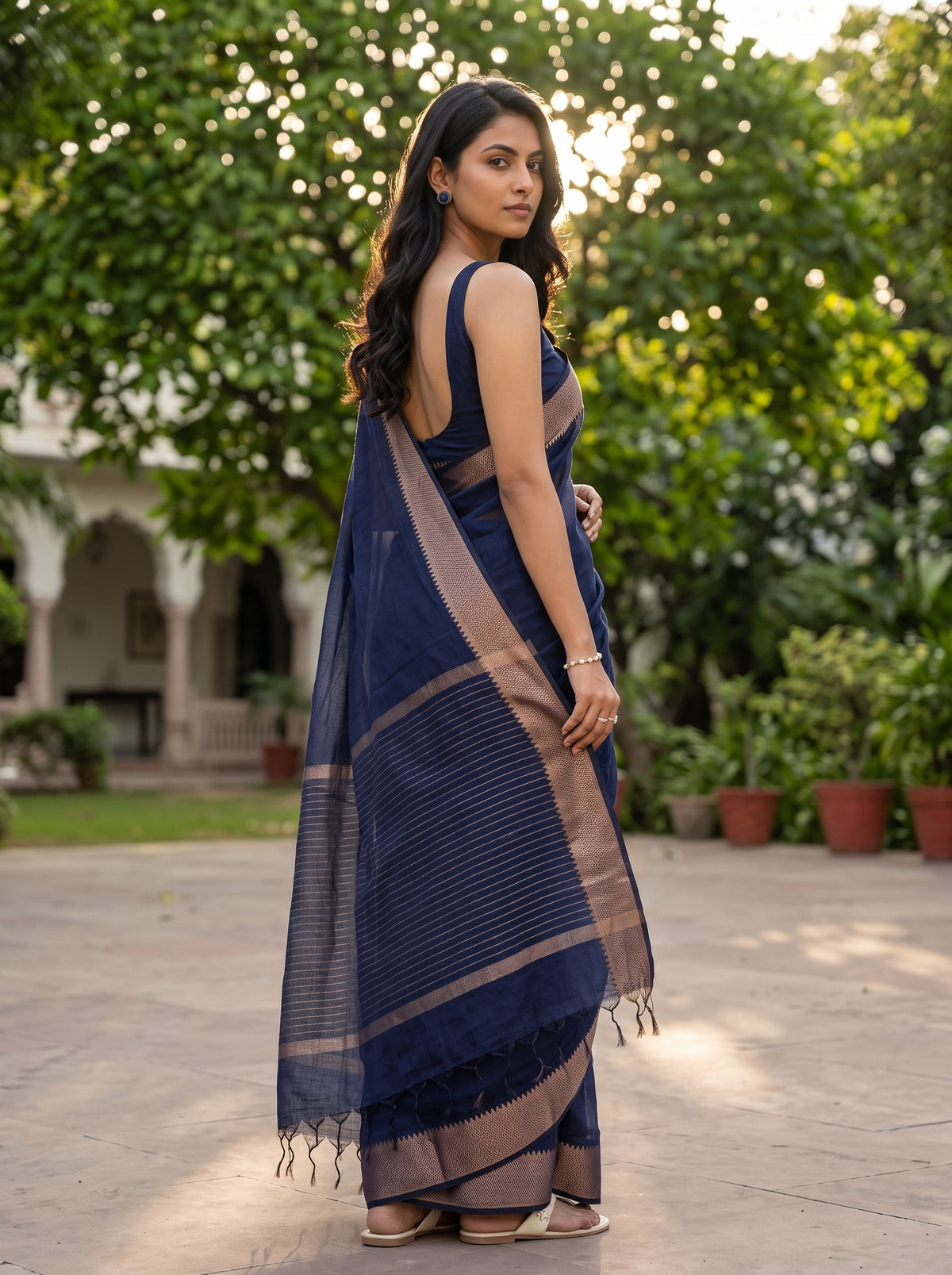MIMOSA Navy Maheshwari Cotton Saree — pose 7 styling detail