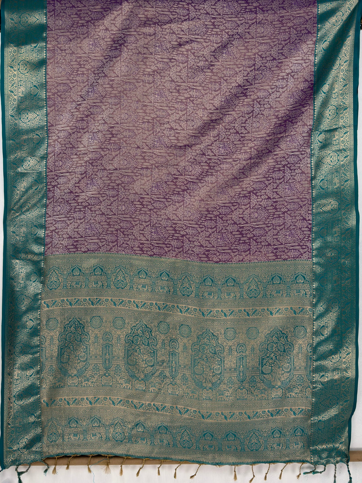 MIMOSA Magenta Kanjivaram Art Silk Saree — pallu and zari work detail