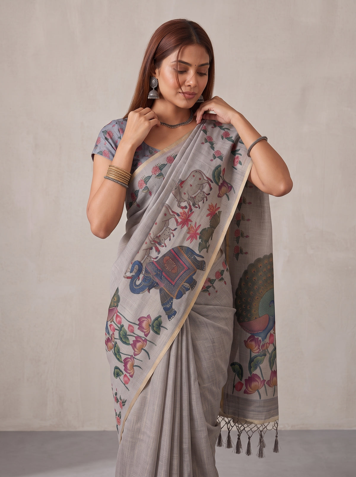 MIMOSA Grey Banarasi Linen Saree — pose 10 styling detail