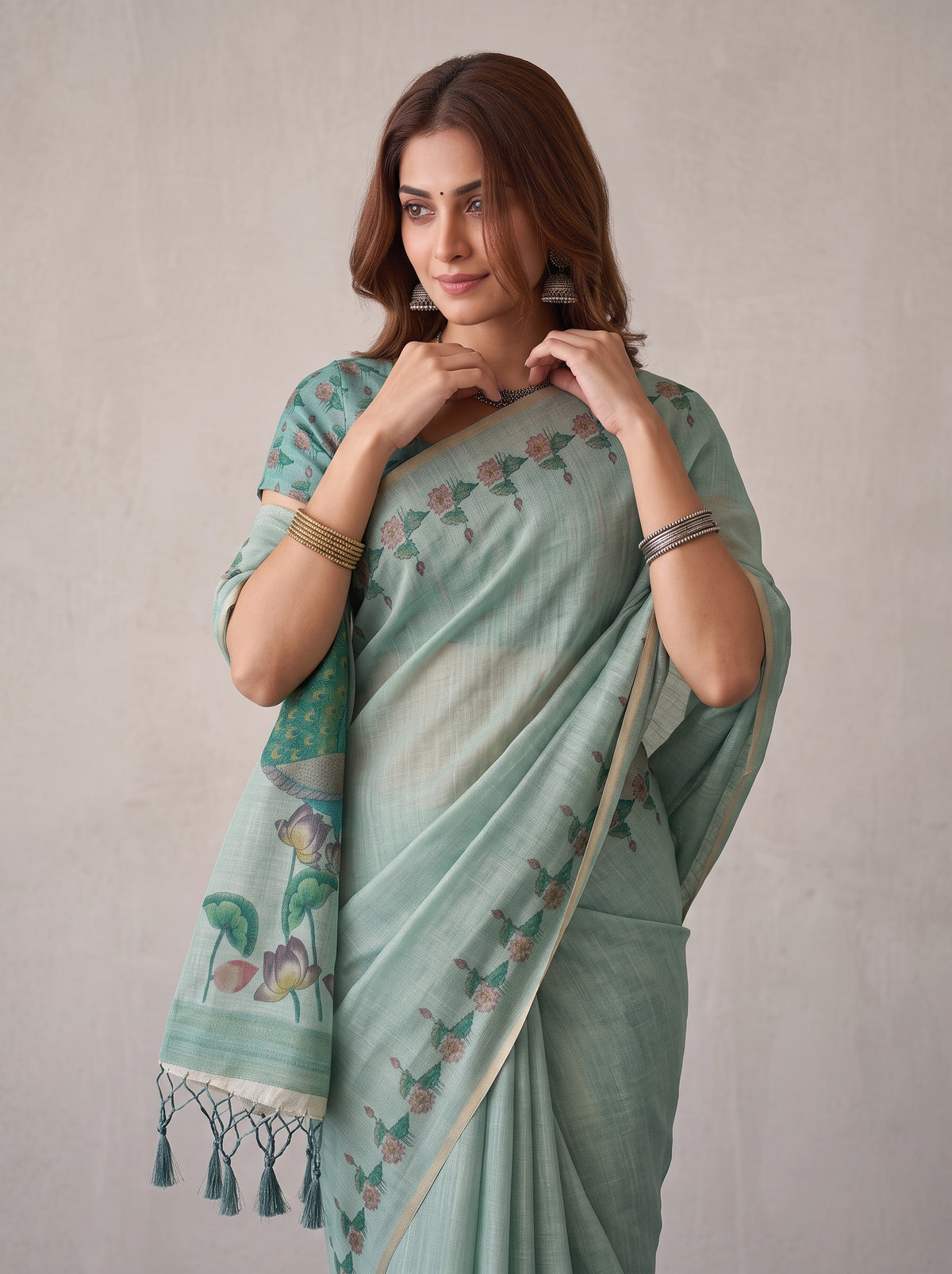 MIMOSA Rama Banarasi Linen Saree — pose 10 styling detail