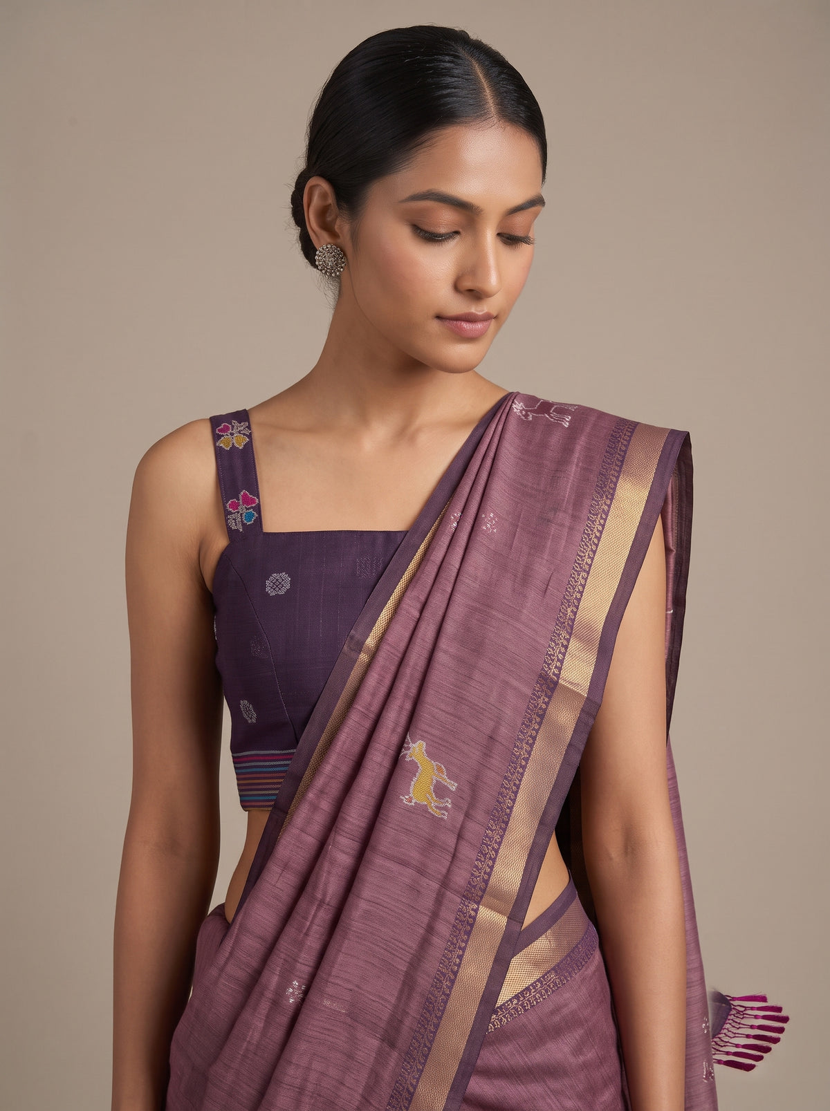 MIMOSA Wine Bhagalpuri Cotton linen Saree — close-up of model's lower saree and pallu