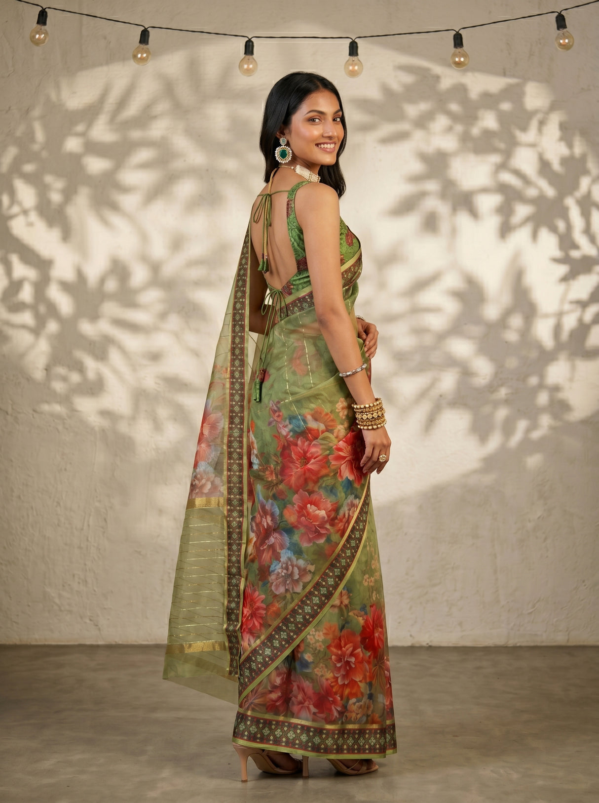MIMOSA Saree Saree — pose 5 styling detail