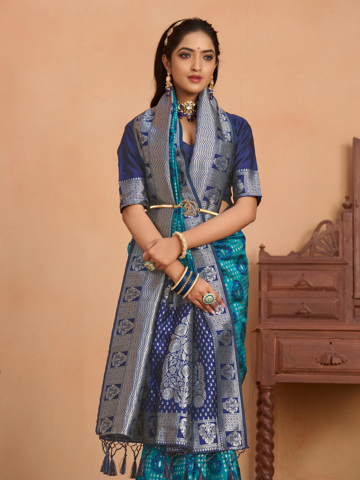 Mimosa Women's Woven Design Kanjivaram Art Silk Saree With Blouse Piece : SA0000902SF