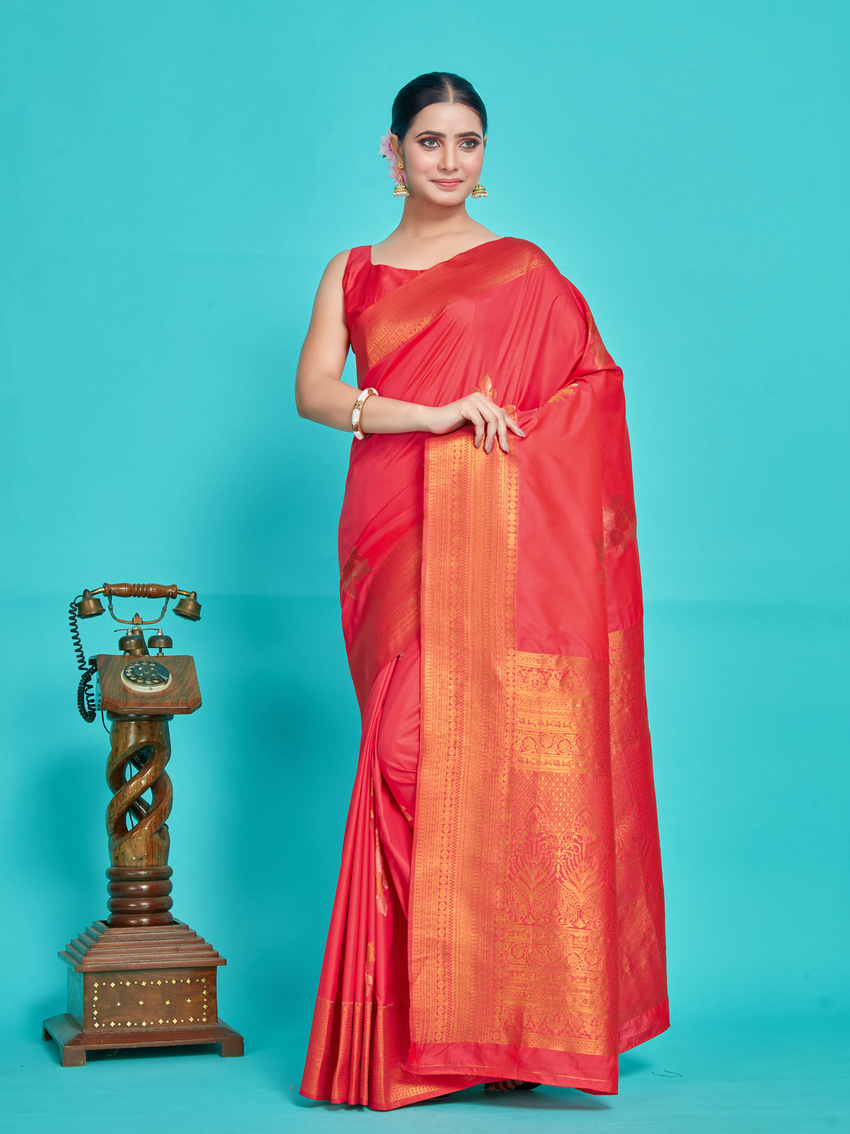 Mimosa Women's Woven Design Kanjivaram Style Art Silk Saree With Blouse Piece : SA00001384GJFREE
