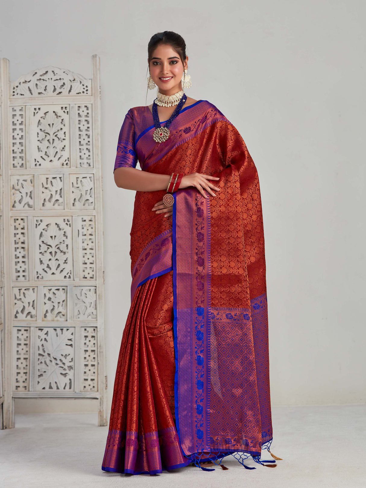 Mimosa Women's Woven Design Kanjivaram Art Silk Saree With Blouse Piece : SA00001133MR