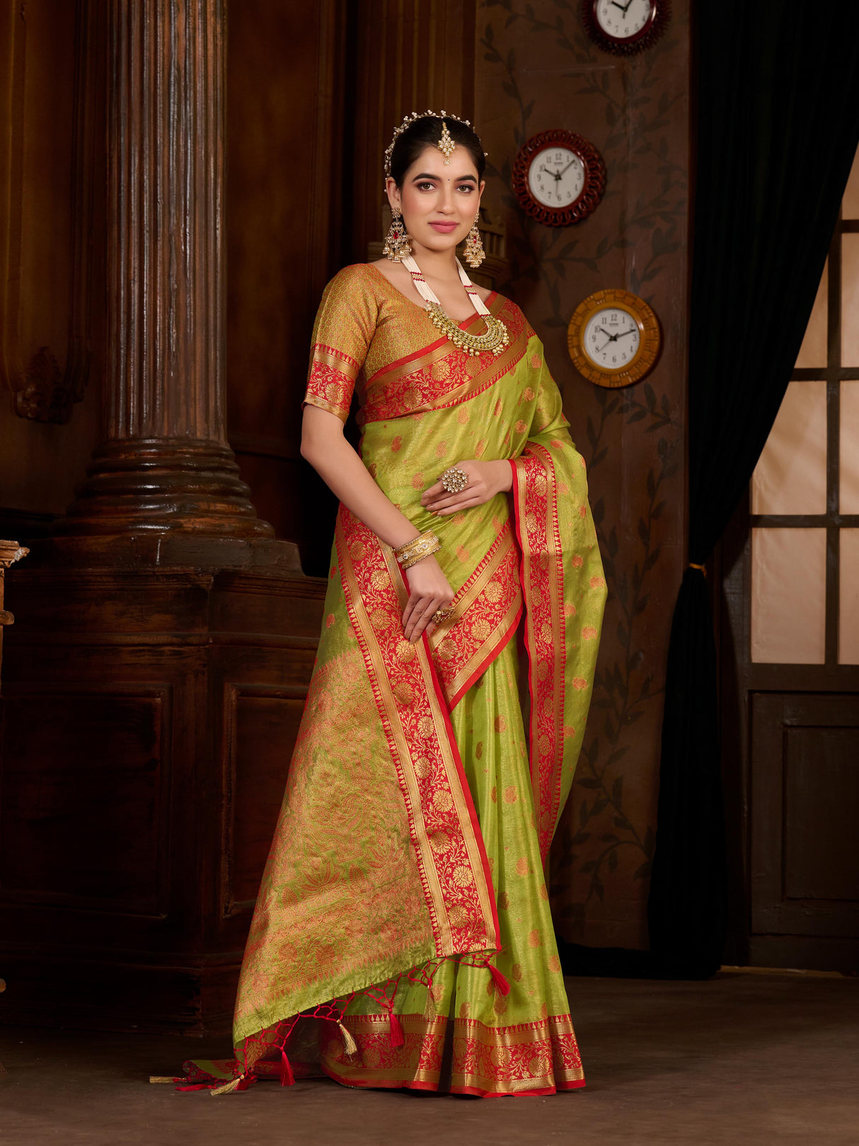 Mimosa Women's Woven Design Kanjivaram Art Silk Saree With Blouse Piece : SA0000943OL