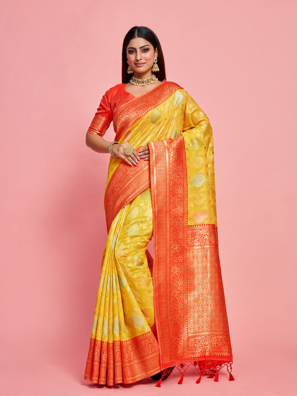 Mimosa Women's Woven Design Kanjivaram Linen Saree With Blouse Piece : SA00001236GDFREE