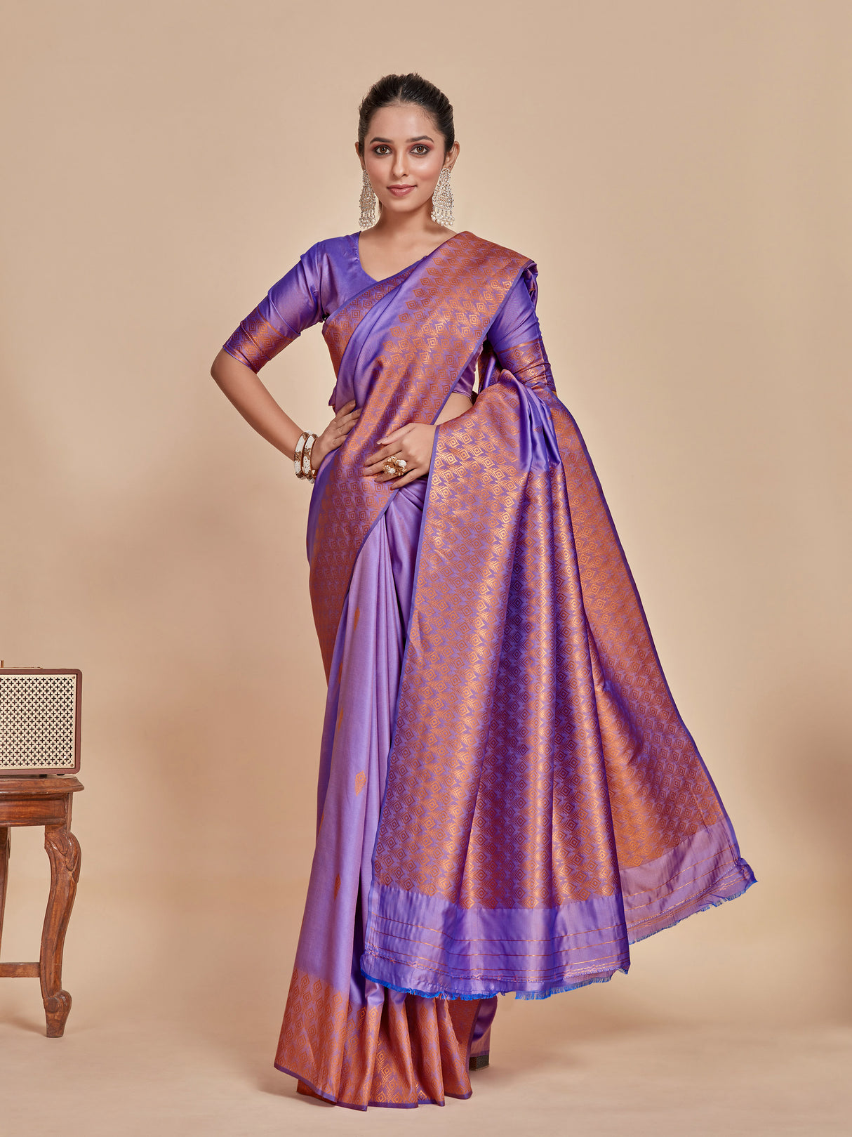 Mimosa Women's Woven Design Kanjivaram Style Art Silk Saree With Blouse Piece : SA00001328LVFREE