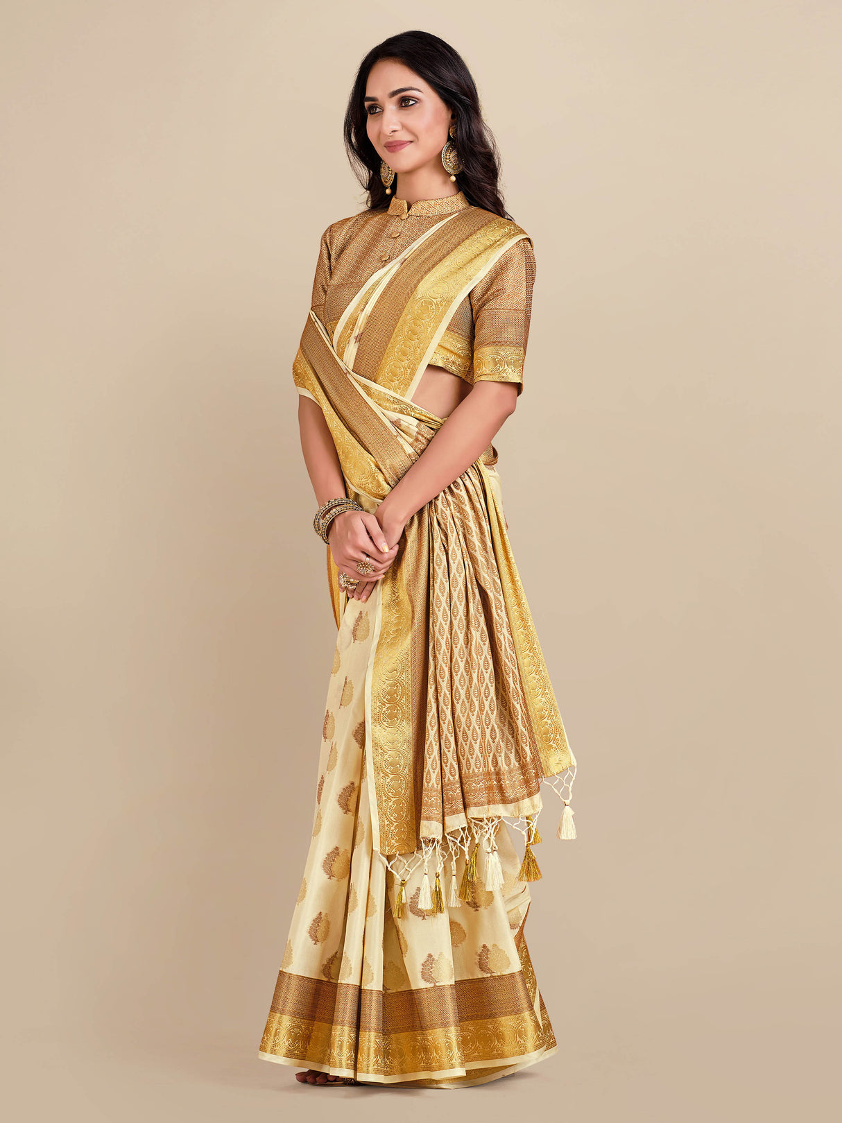 Mimosa Womens Art Silk Saree Kanjivaram Halfwhite Color