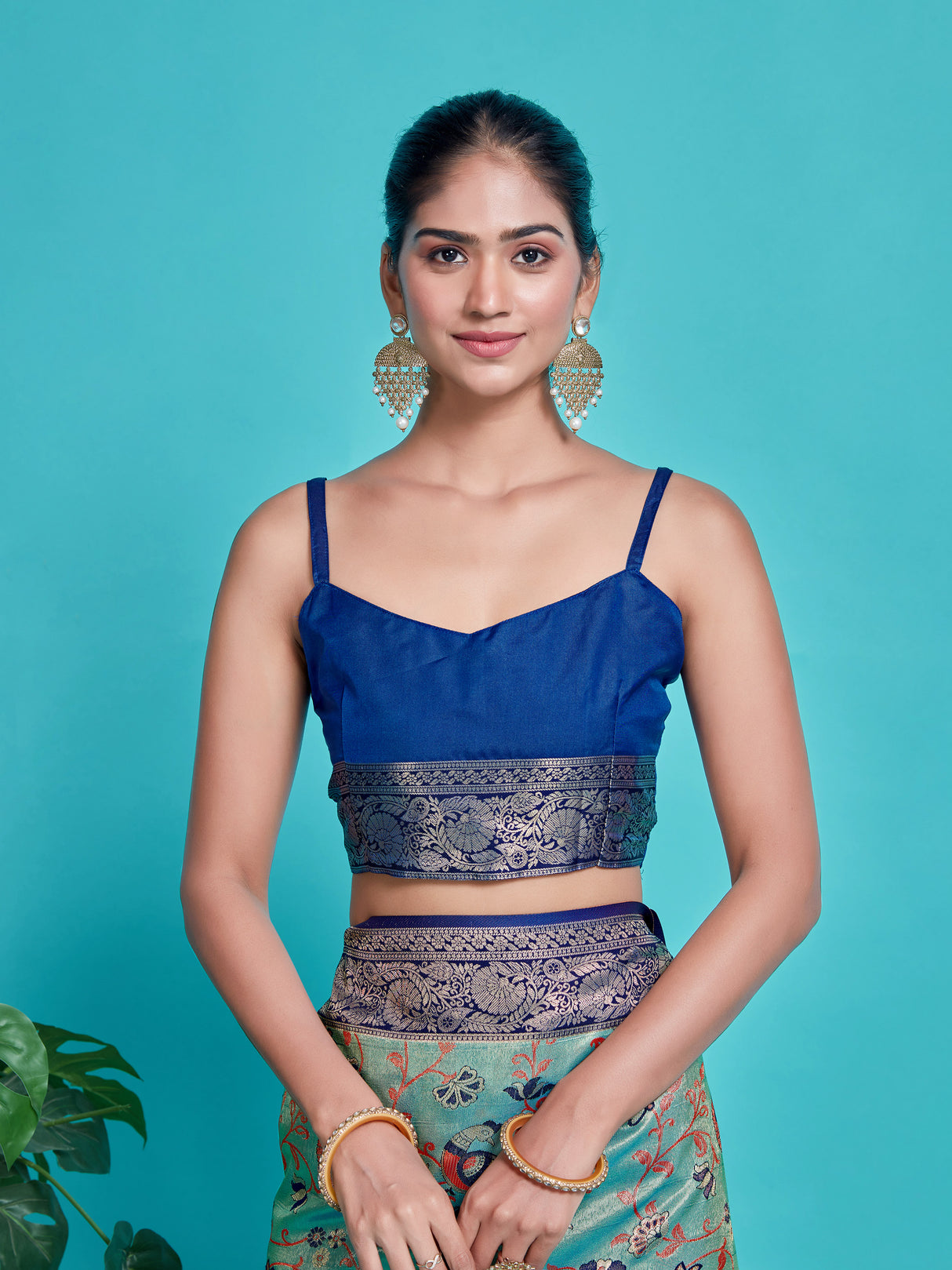 Mimosa Women's Woven Design Patola Style Art Silk Saree With Blouse Piece : SA00001389BLUFREE