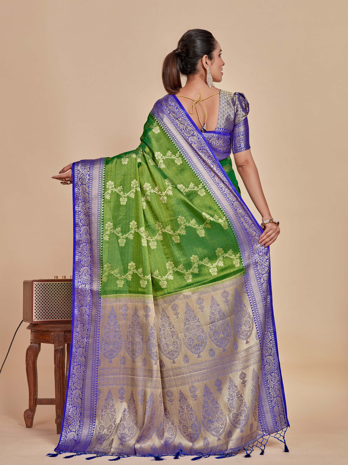 Mimosa Women's Woven Design Kanjivaram Style Art Silk Saree With Blouse Piece : SA0000394RMFREE