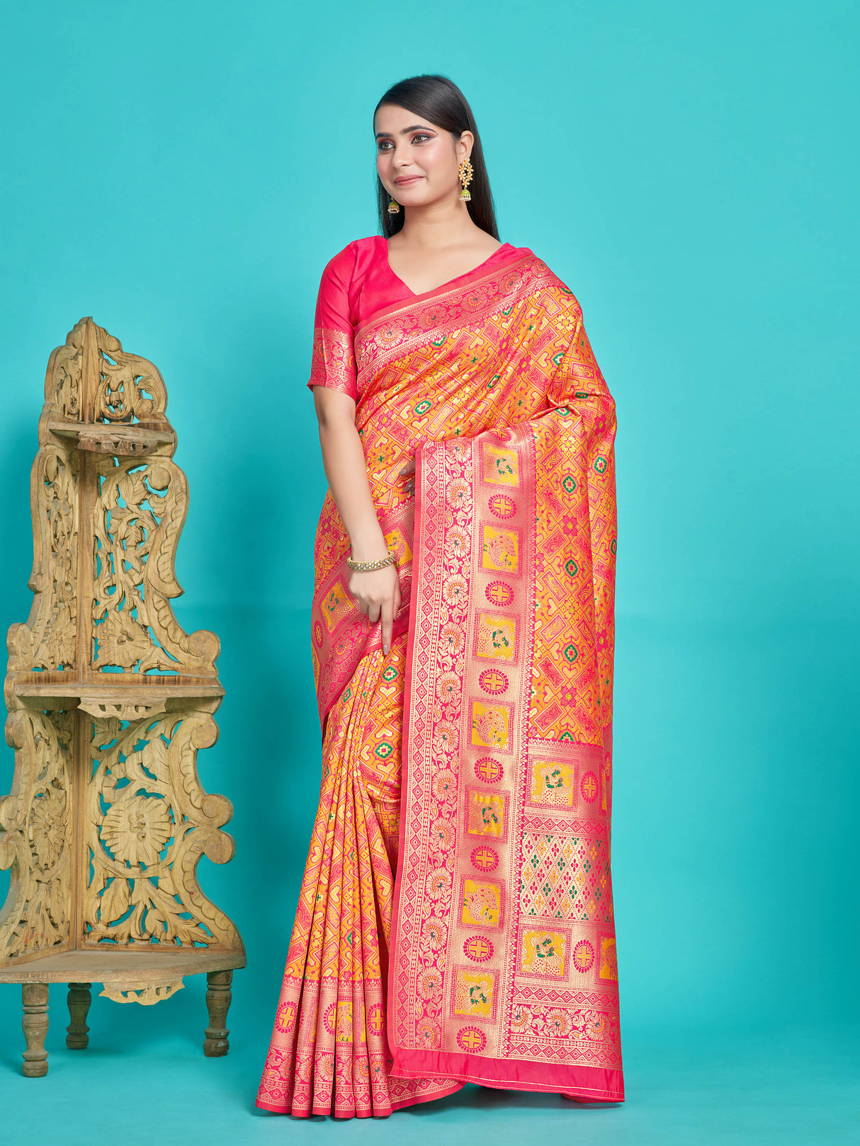 Mimosa Women's Woven Design Patola Style Art Silk Saree With Blouse Piece : SA00001344GDFREE