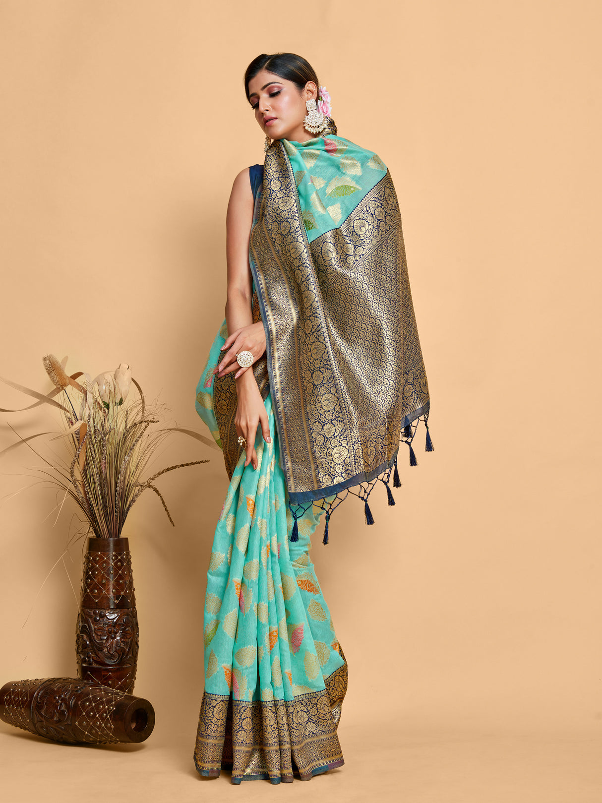 Mimosa Women's Woven Design Kanjivaram Linen Saree With Blouse Piece : SA00001245SFFREE