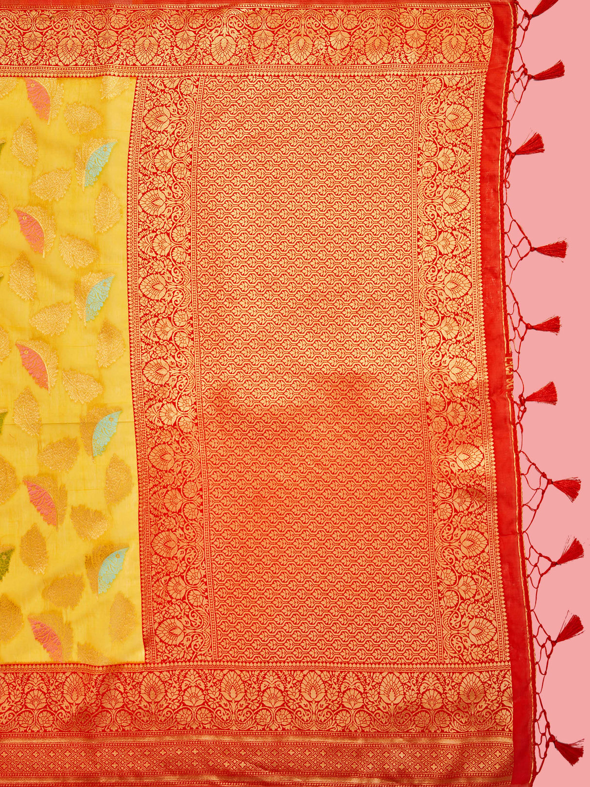 Mimosa Women's Woven Design Kanjivaram Linen Saree With Blouse Piece : SA00001245GDFREE