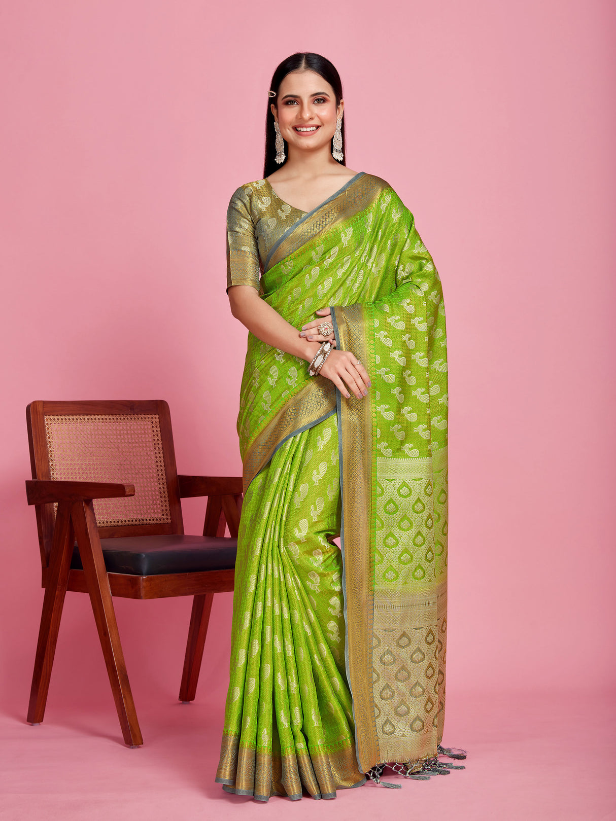 Mimosa Women's Woven Design Kanjivaram Style Art Silk Saree With Blouse Piece : SA0000379LRFREE