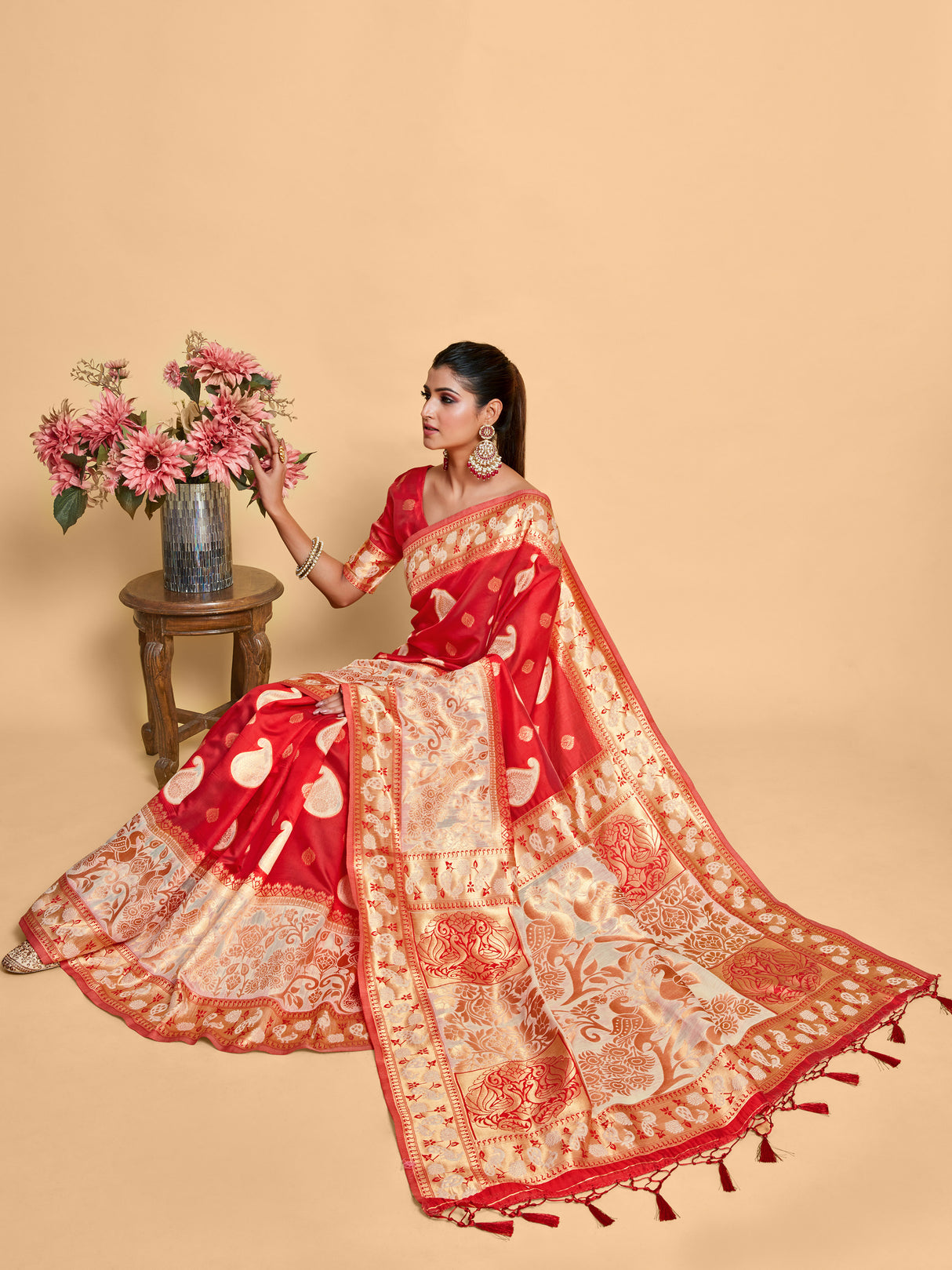 Mimosa Women's Woven Design Kanjivaram Art Silk Saree With Blouse Piece : SA00001246MRFREE