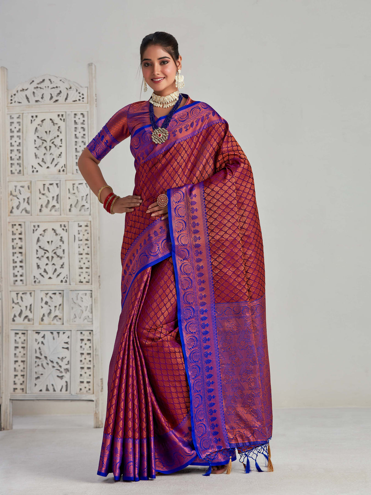 Mimosa Women's Woven Design Kanjivaram Art Silk Saree With Blouse Piece : SA00001131MJ