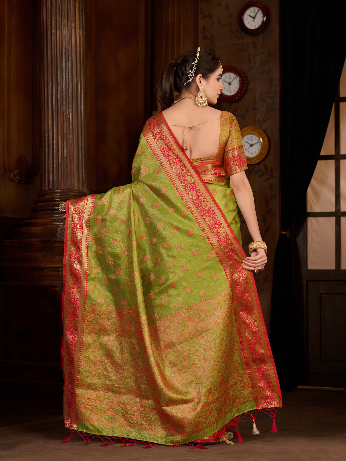 Mimosa Women's Woven Design Kanjivaram Art Silk Saree With Blouse Piece : SA0000943OL