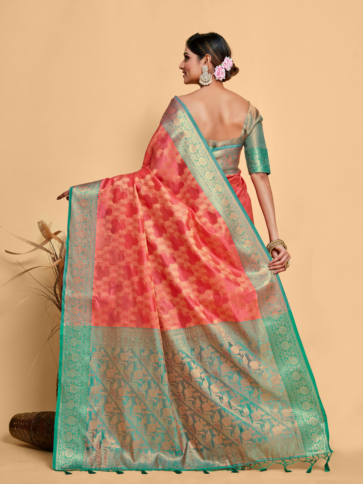 Mimosa Women's Woven Design Kanjivaram Art Silk Saree With Blouse Piece : SA00001228GJFREE