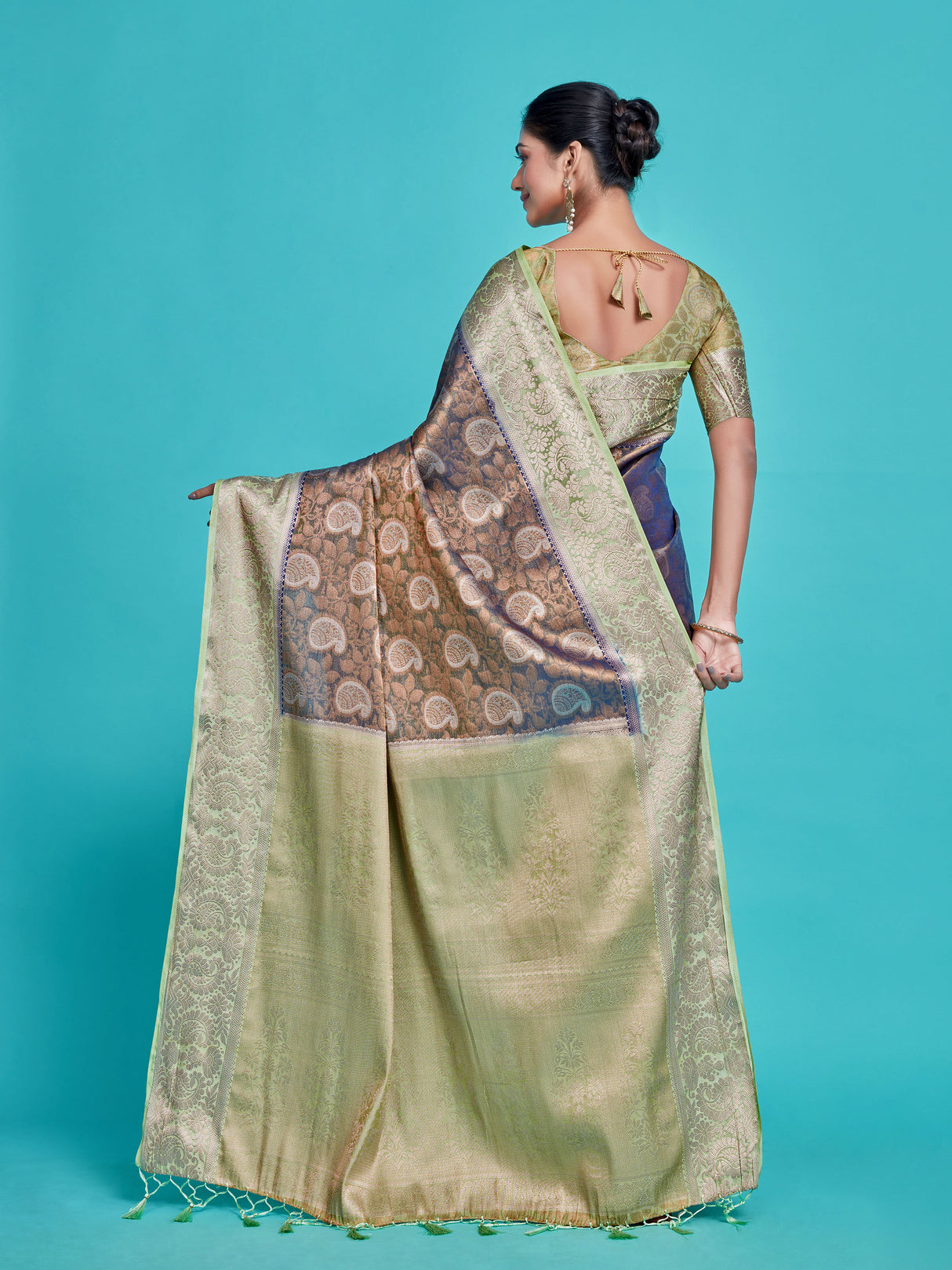 Mimosa Women's Woven Design Kanjivaram Style Art Silk Saree With Blouse Piece : SA0000412NVFREE