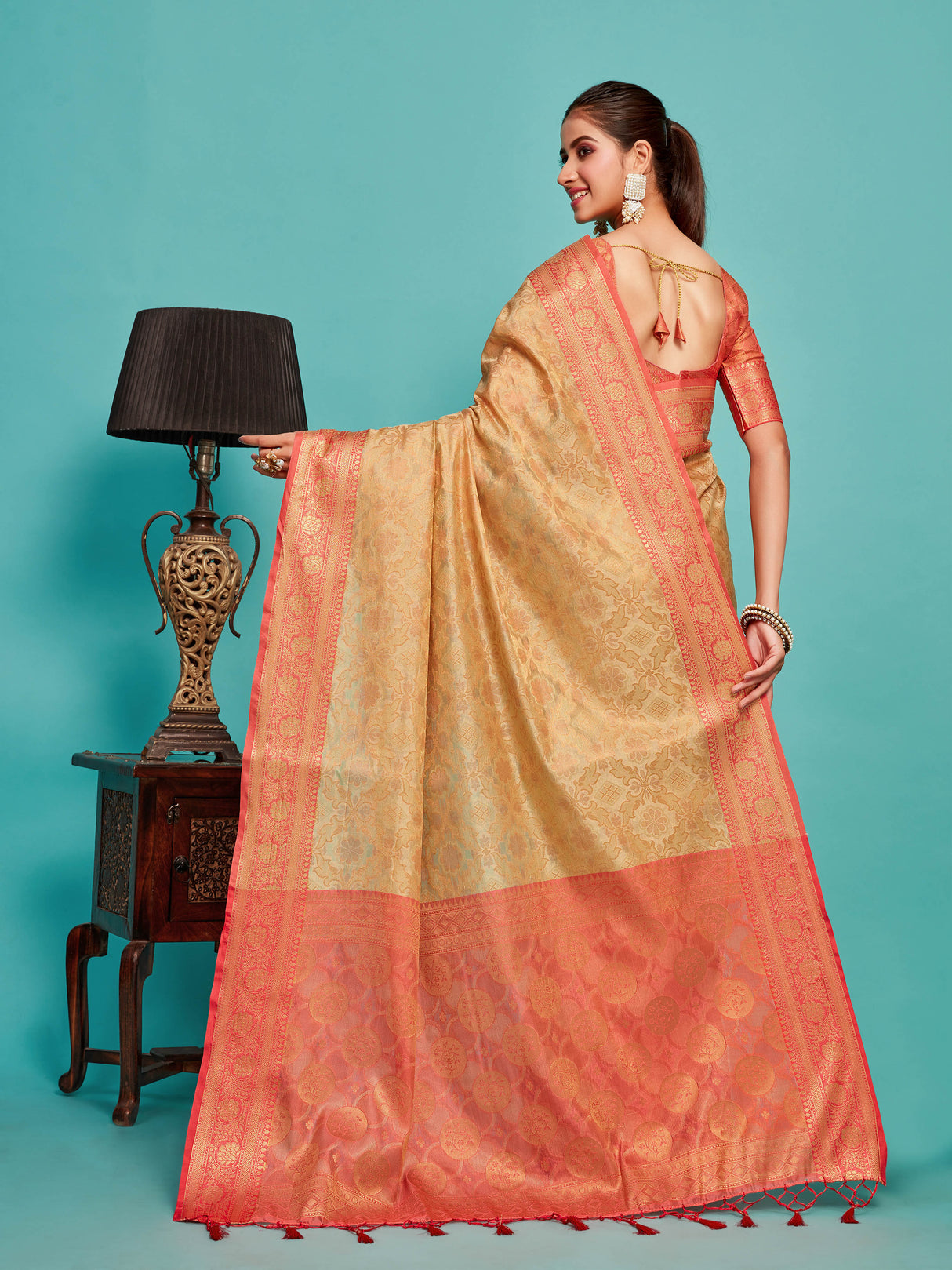 Mimosa Women's Woven Design Kanjivaram Art Silk Saree With Blouse Piece : SA00001230TSFREE