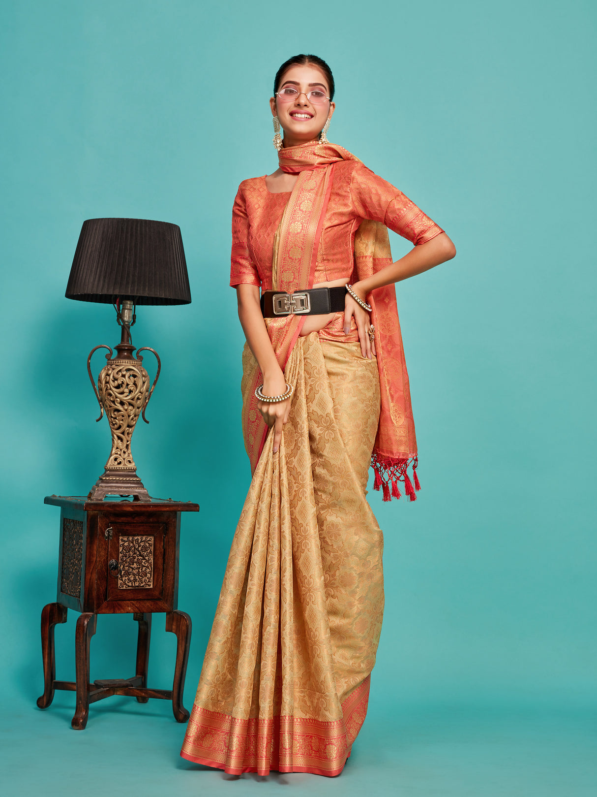 Mimosa Women's Woven Design Kanjivaram Art Silk Saree With Blouse Piece : SA00001230TSFREE