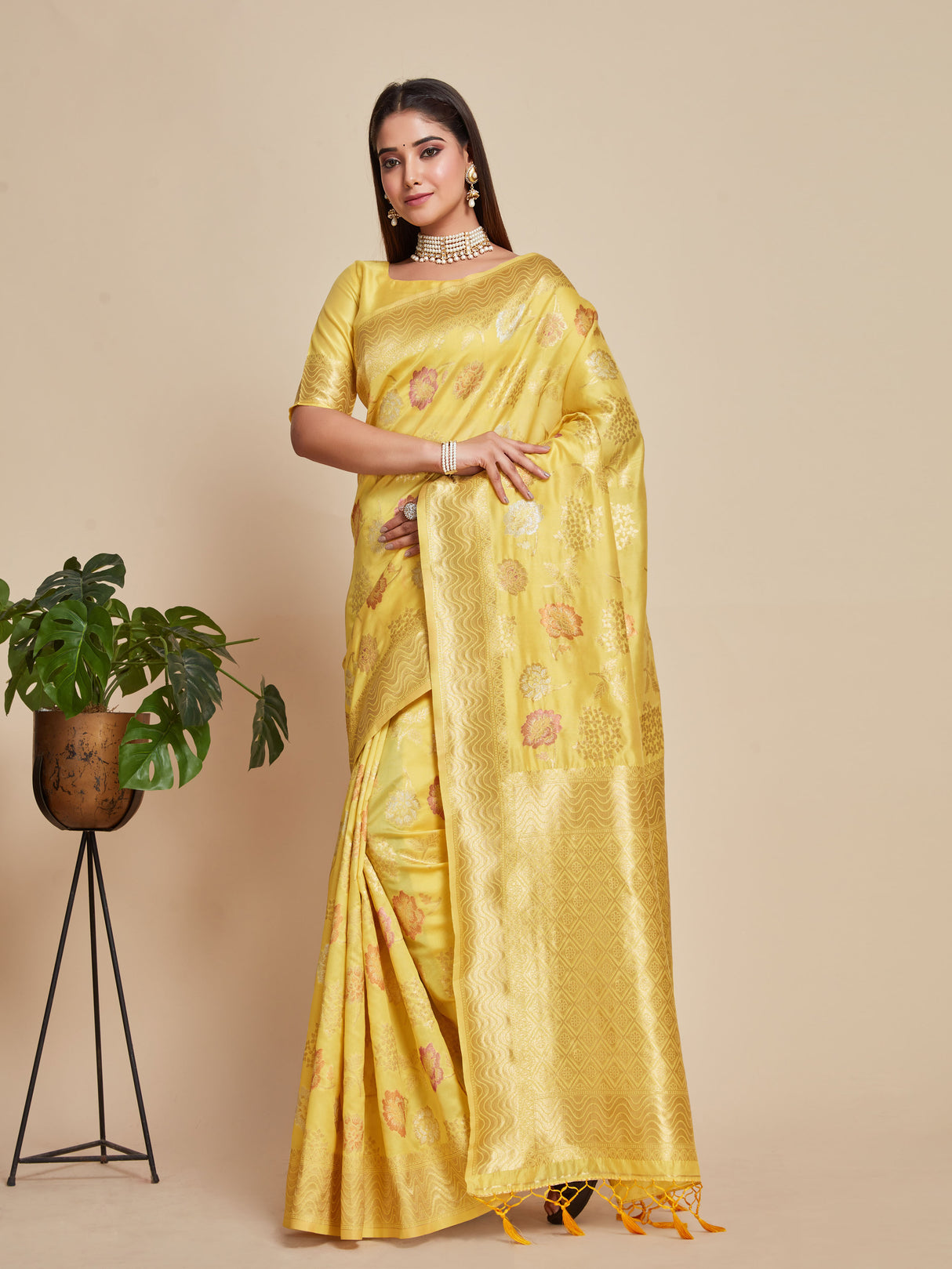 Mimosa Women's Woven Design Kanjivaram Art Silk Saree With Blouse Piece : SA00001058GD
