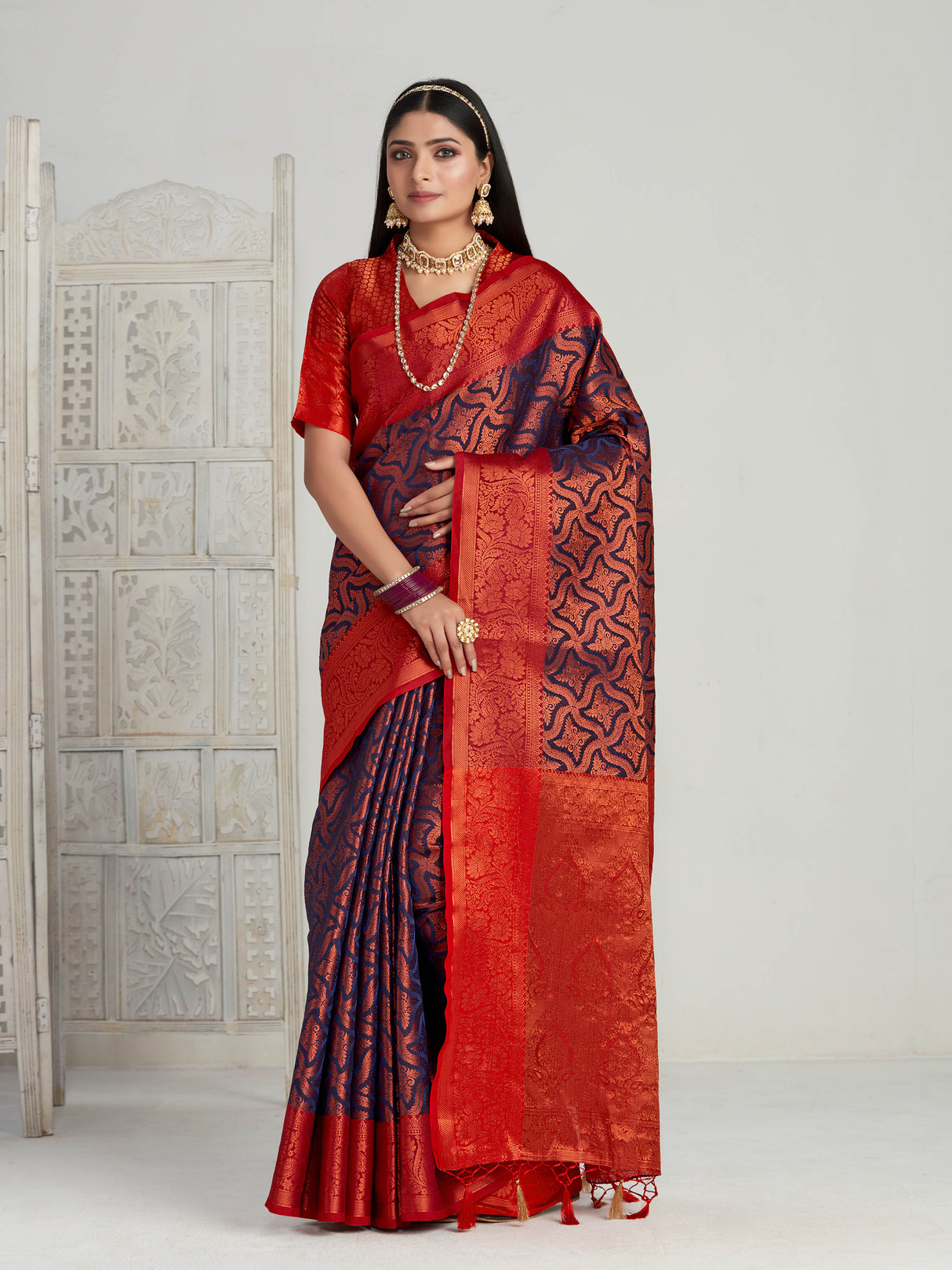 Mimosa Women's Woven Design Kanjivaram Art Silk Saree With Blouse Piece : SA00001132NV