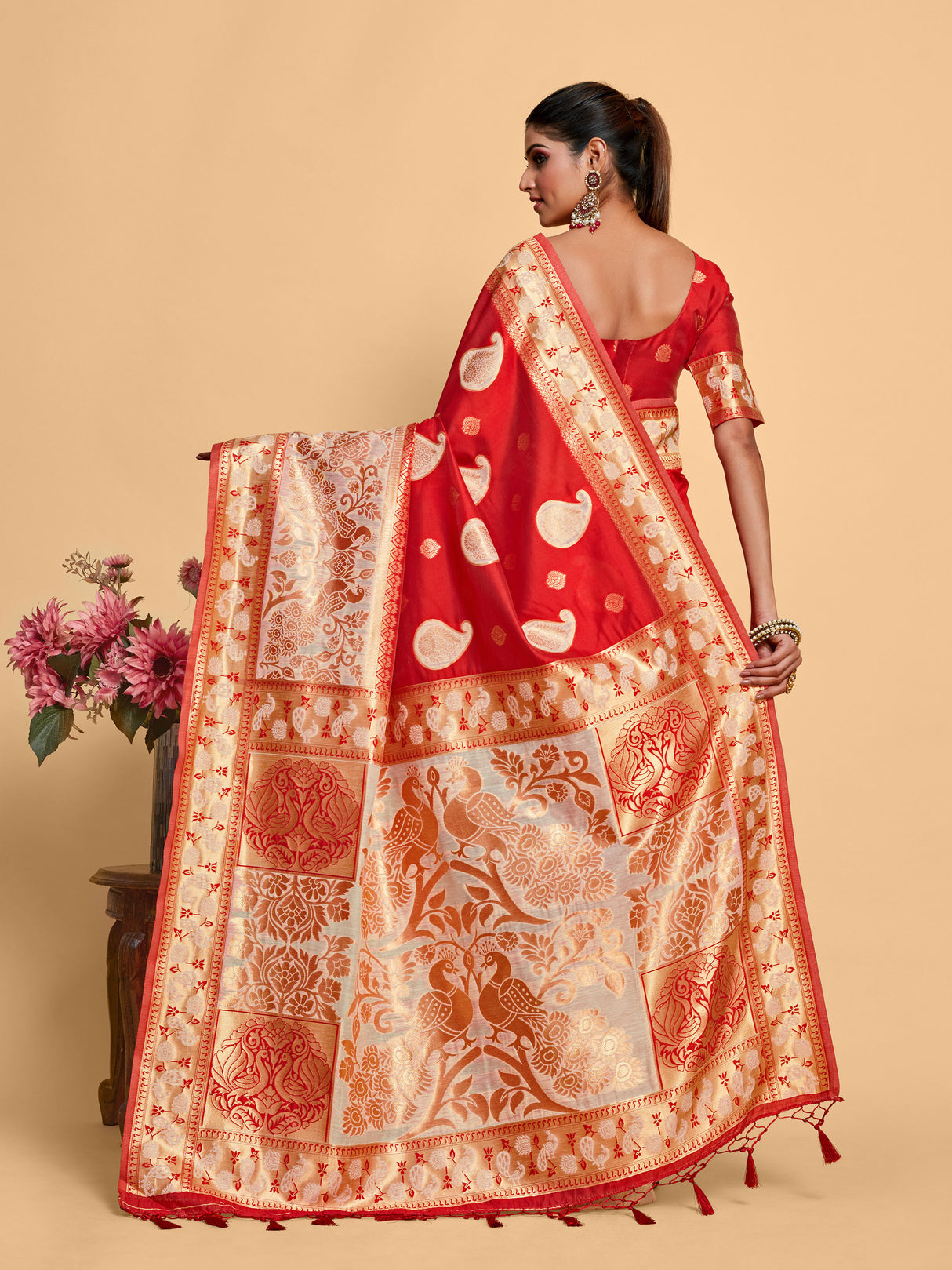 Mimosa Women's Woven Design Kanjivaram Art Silk Saree With Blouse Piece : SA00001246MRFREE