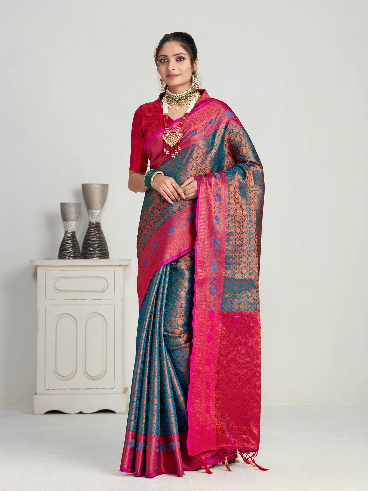Mimosa Women's Woven Design Kanjivaram Art Silk Saree With Blouse Piece : SA00001133SF