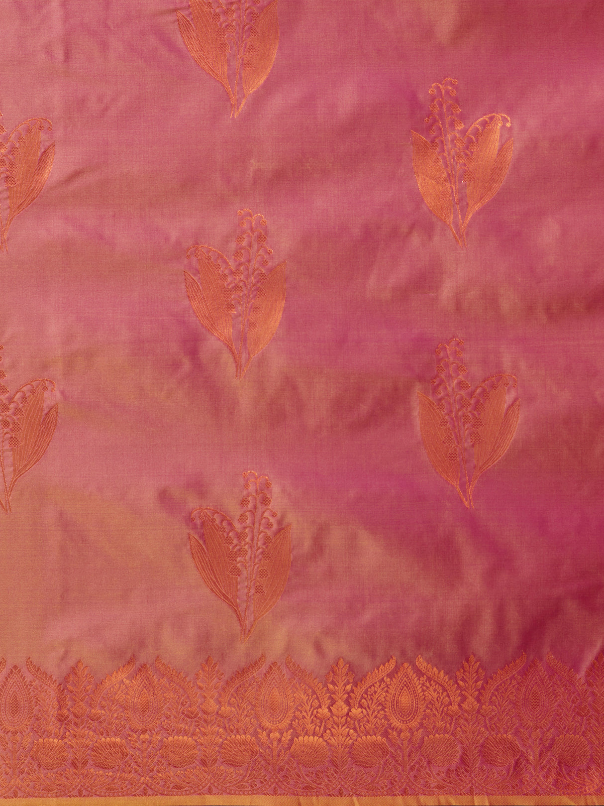 Mimosa Women's Woven Design Kanjivaram Style Art Silk Saree With Blouse Piece : SA00001382PRFREE