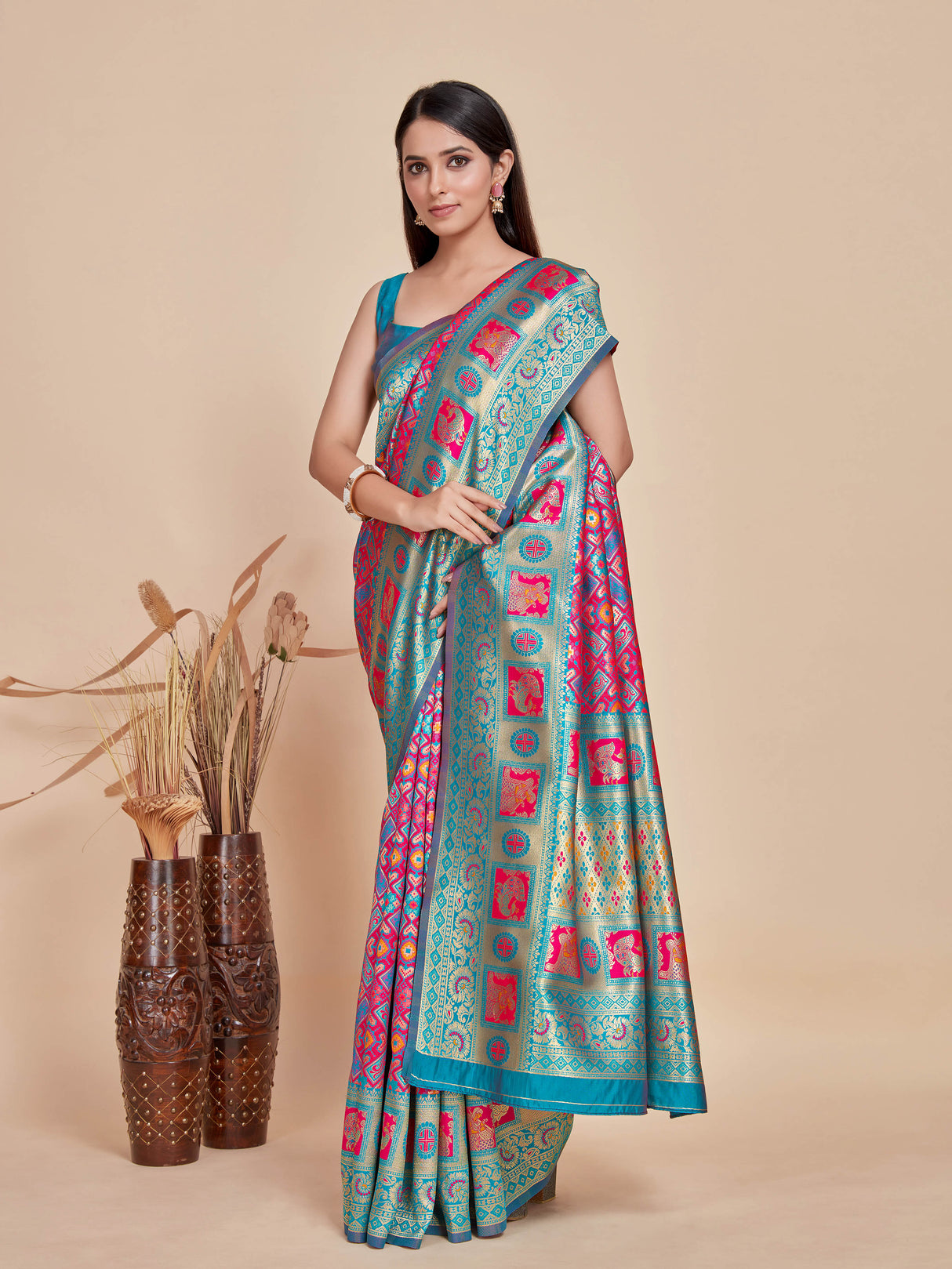 Mimosa Women's Woven Design Patola Style Art Silk Saree With Blouse Piece : SA00001344PNKFREE