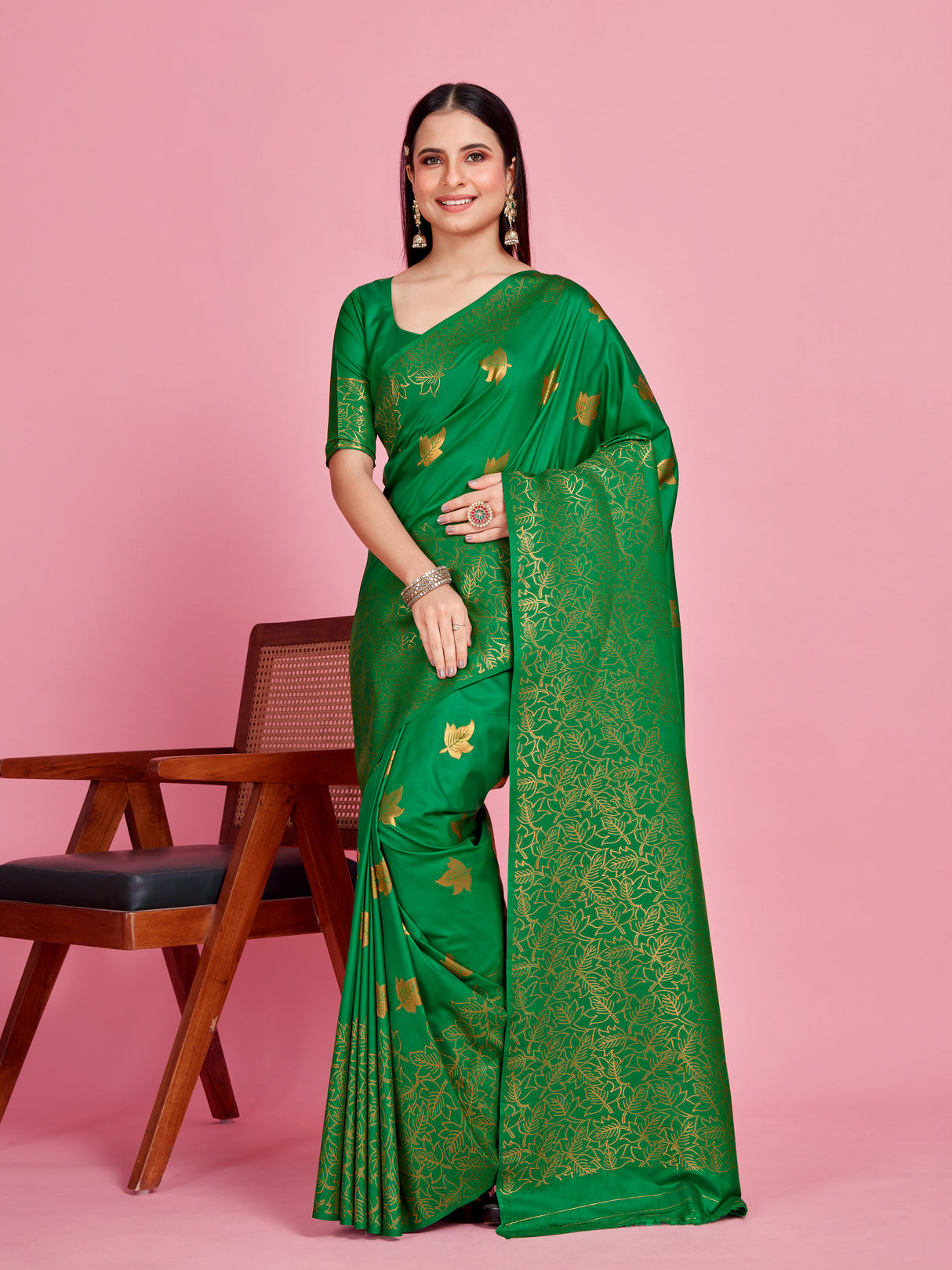 Mimosa Women's Woven Design Kanjivaram Style Art Silk Saree With Blouse Piece : SA00001348GRNFREE