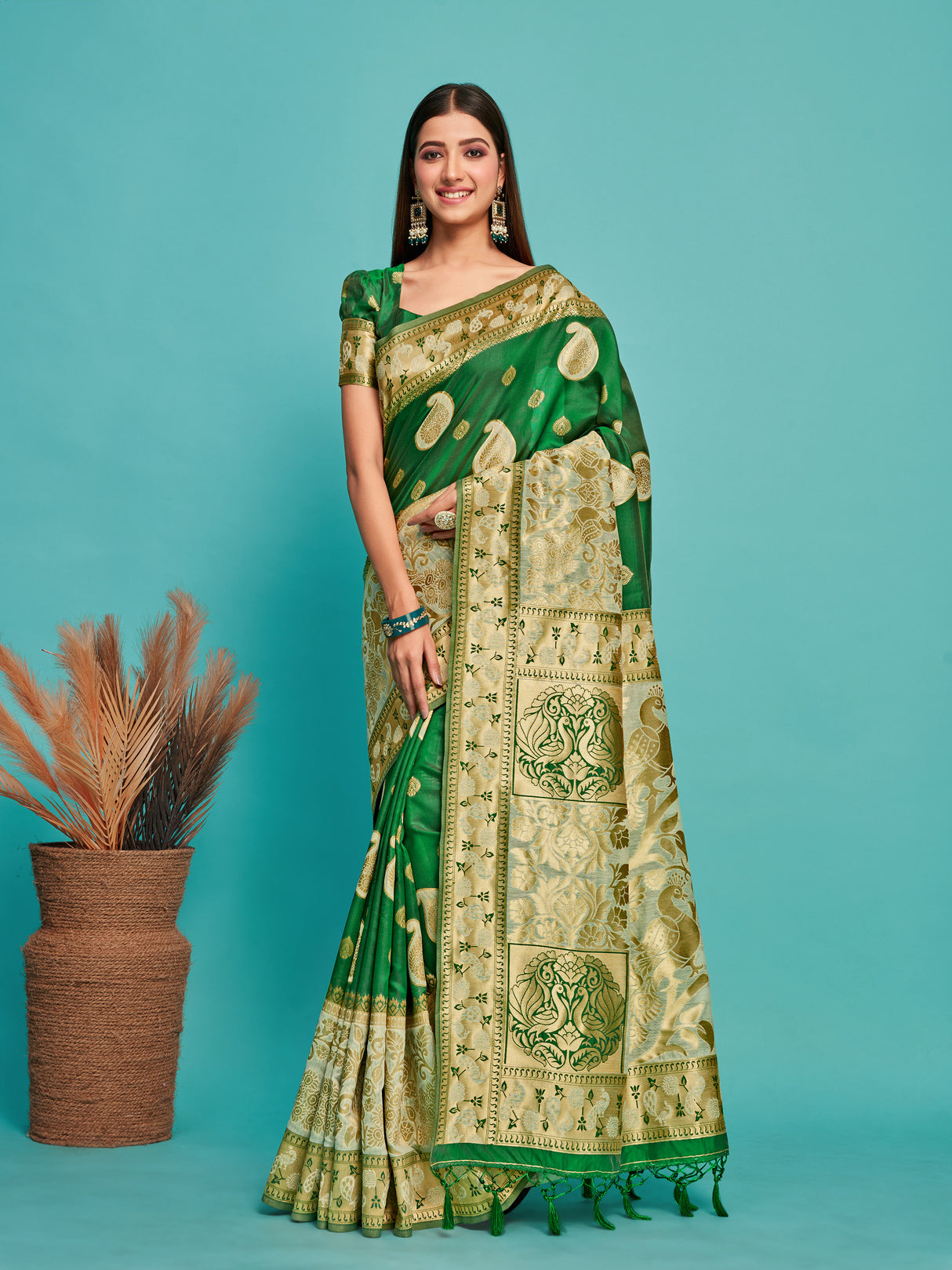 Mimosa Women's Woven Design Kanjivaram Art Silk Saree With Blouse Piece : SA00001246BGFREE