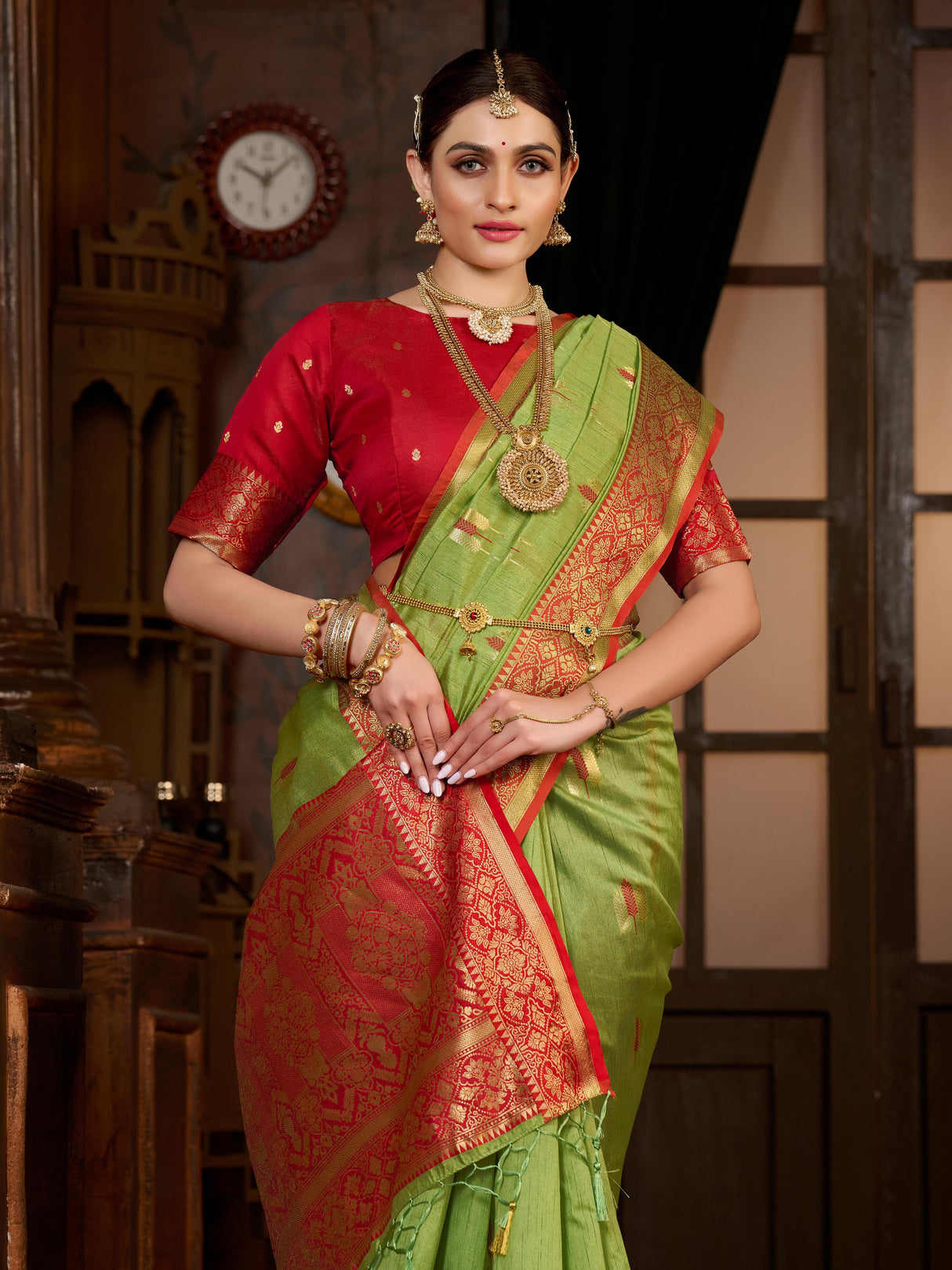 Mimosa Women's Woven Design Bishnupur Art Silk Saree With Blouse Piece : SA0000867LR