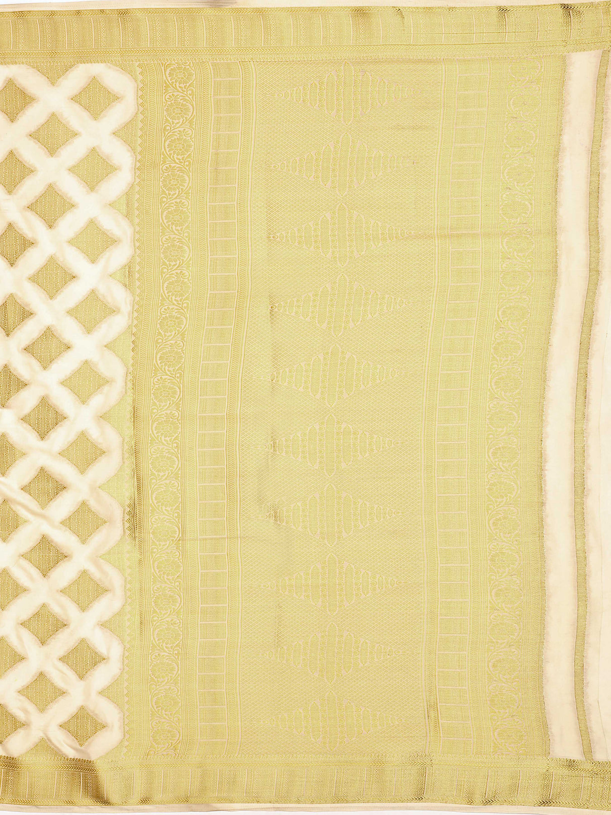 Mimosa Womens Crepe Saree Mysore Silk Halfwhite Color