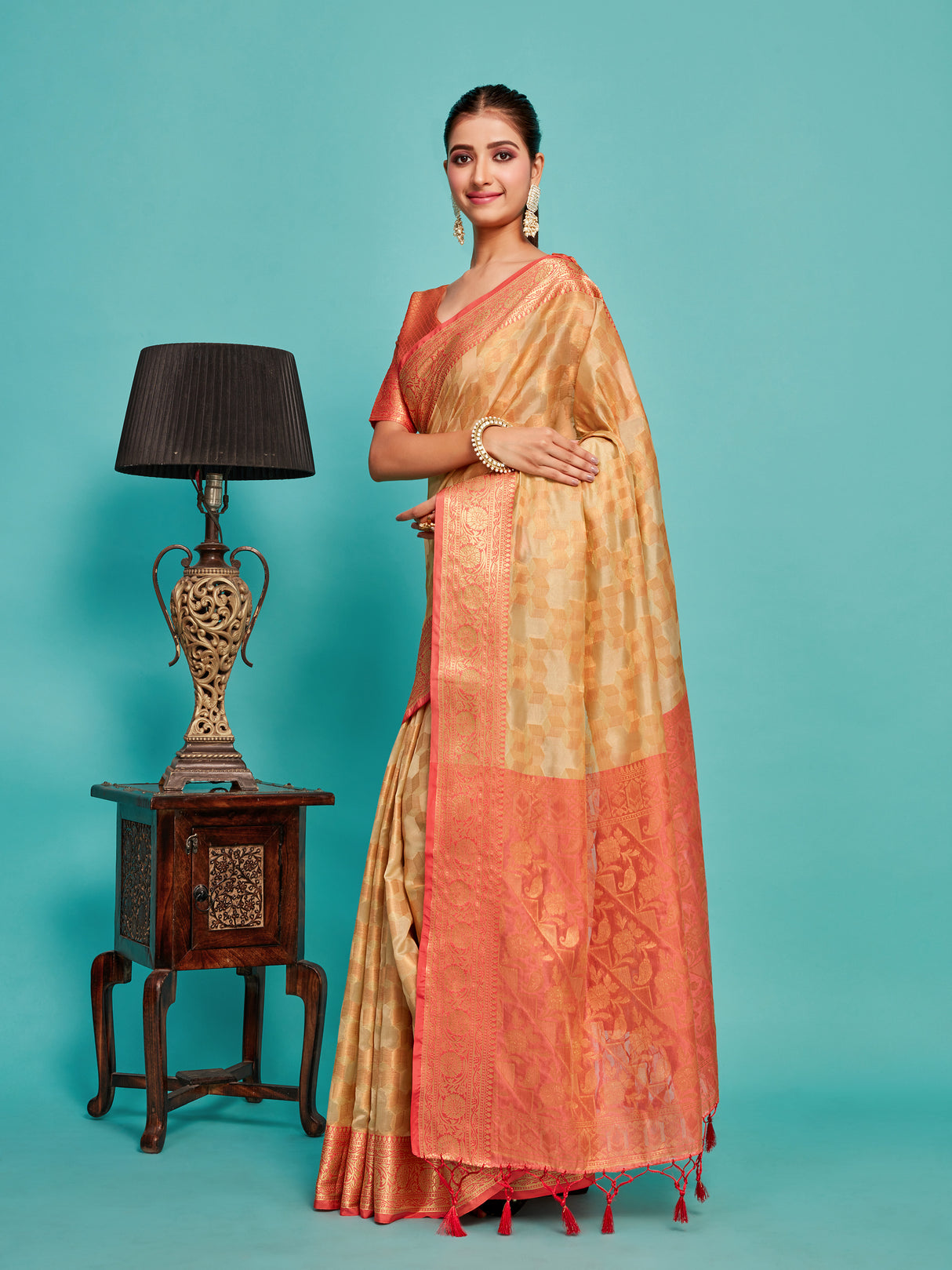 Mimosa Women's Woven Design Kanjivaram Art Silk Saree With Blouse Piece : SA00001228TSFREE