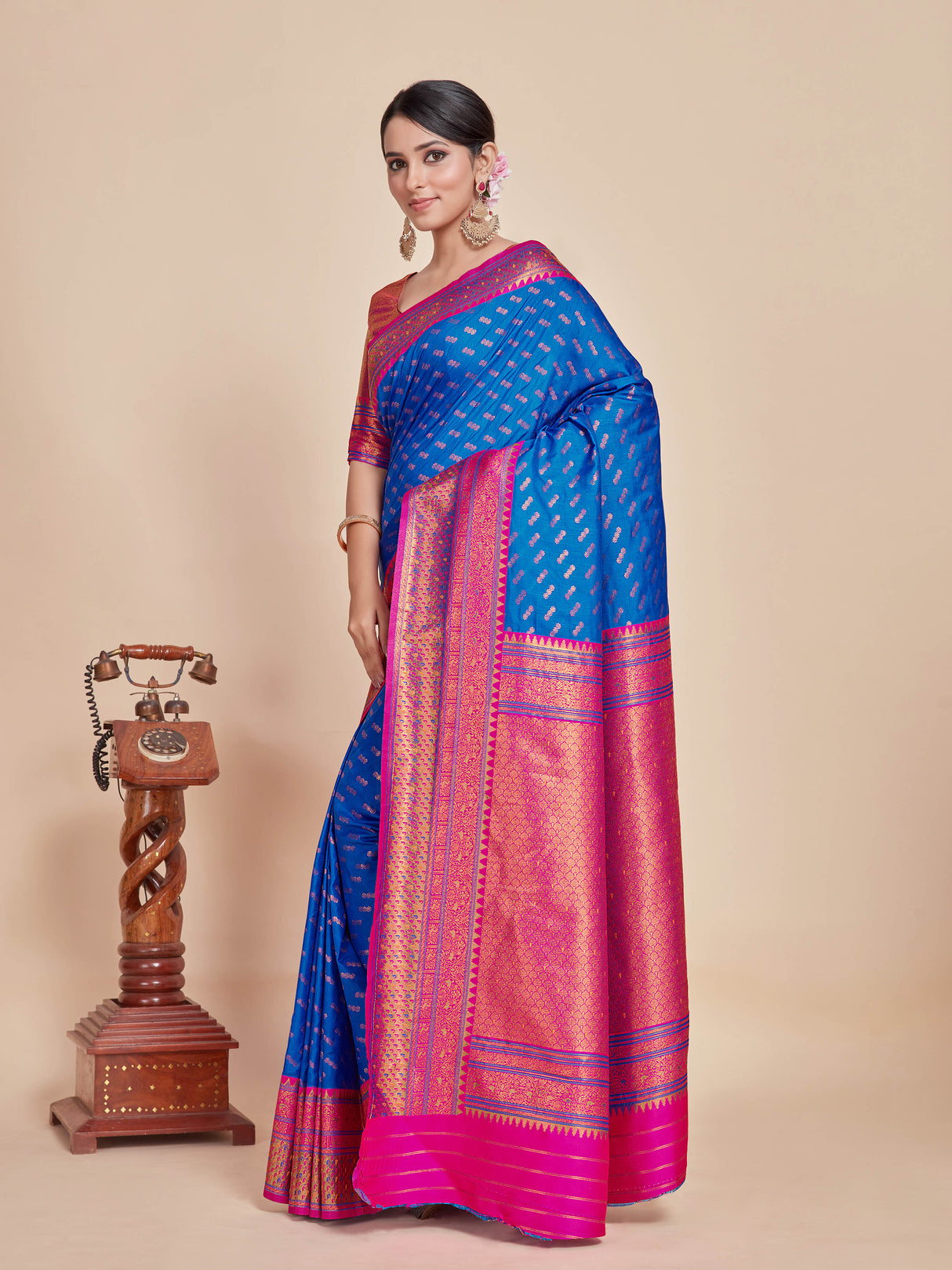 Mimosa Women's Woven Design Kanjivaram Style Art Silk Saree With Blouse Piece : SA00001388RBFREE