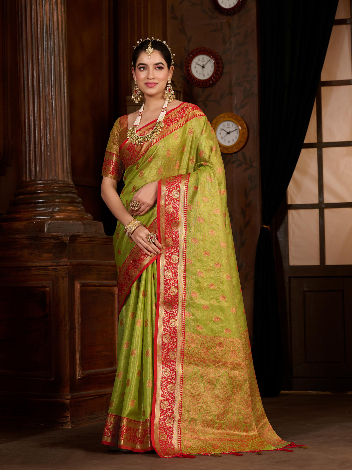 Mimosa Women's Woven Design Kanjivaram Art Silk Saree With Blouse Piece : SA0000943OL